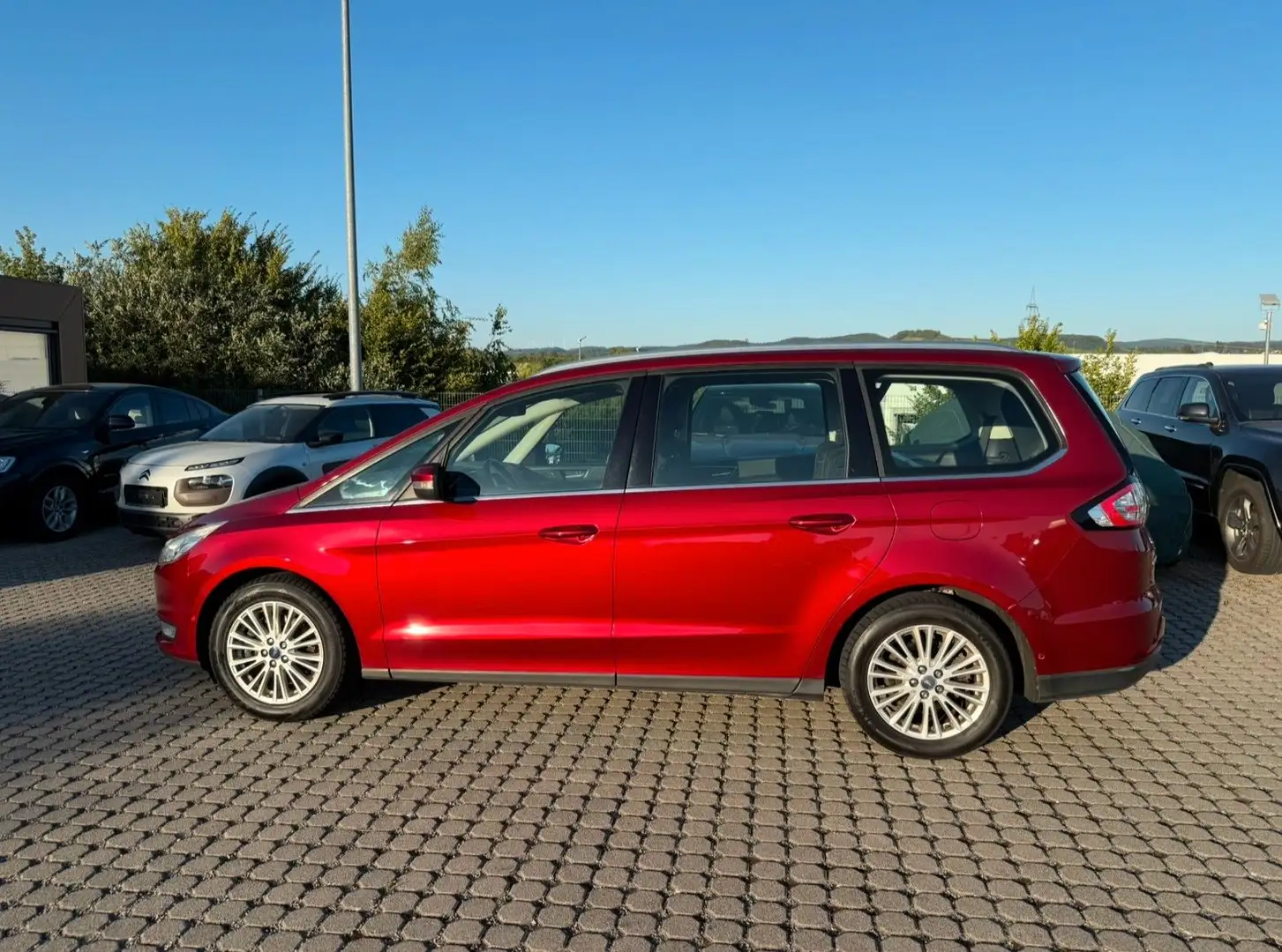 Ford Galaxy 2.0 TDCi*Titanium*AWD*7 Sitzer*Automatik Rosso - 2