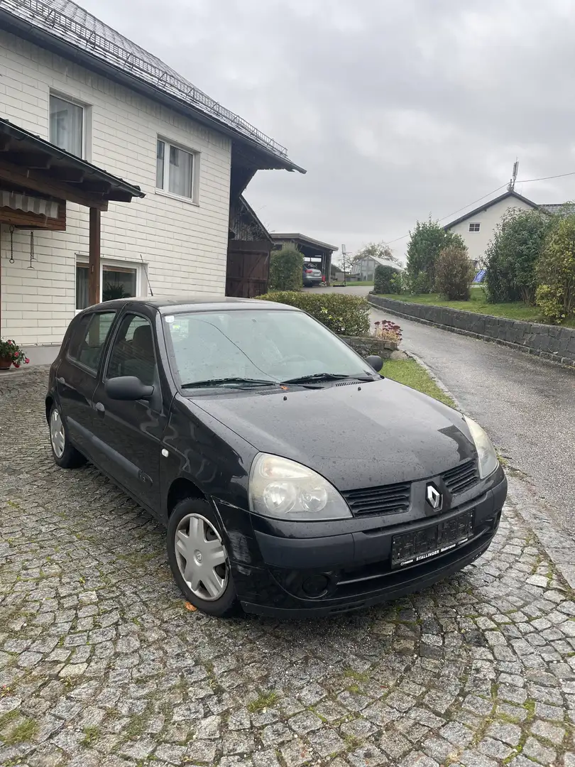 Renault Clio Schwarz - 1