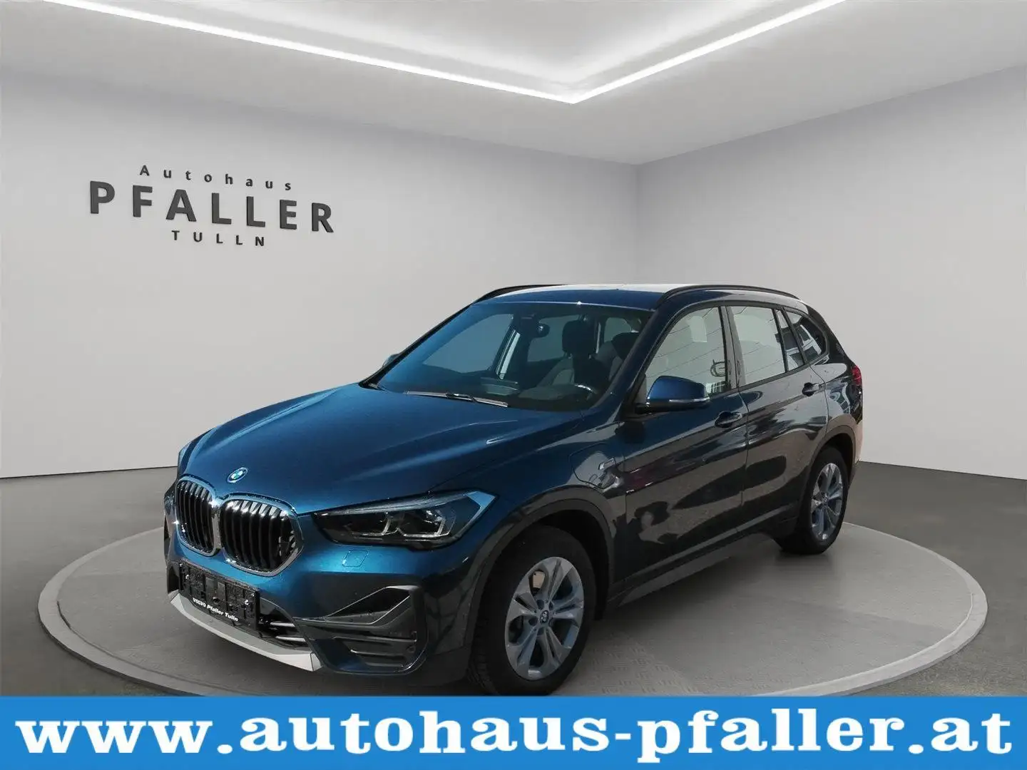 BMW X1 xDrive25e PHEV Bleu - 1
