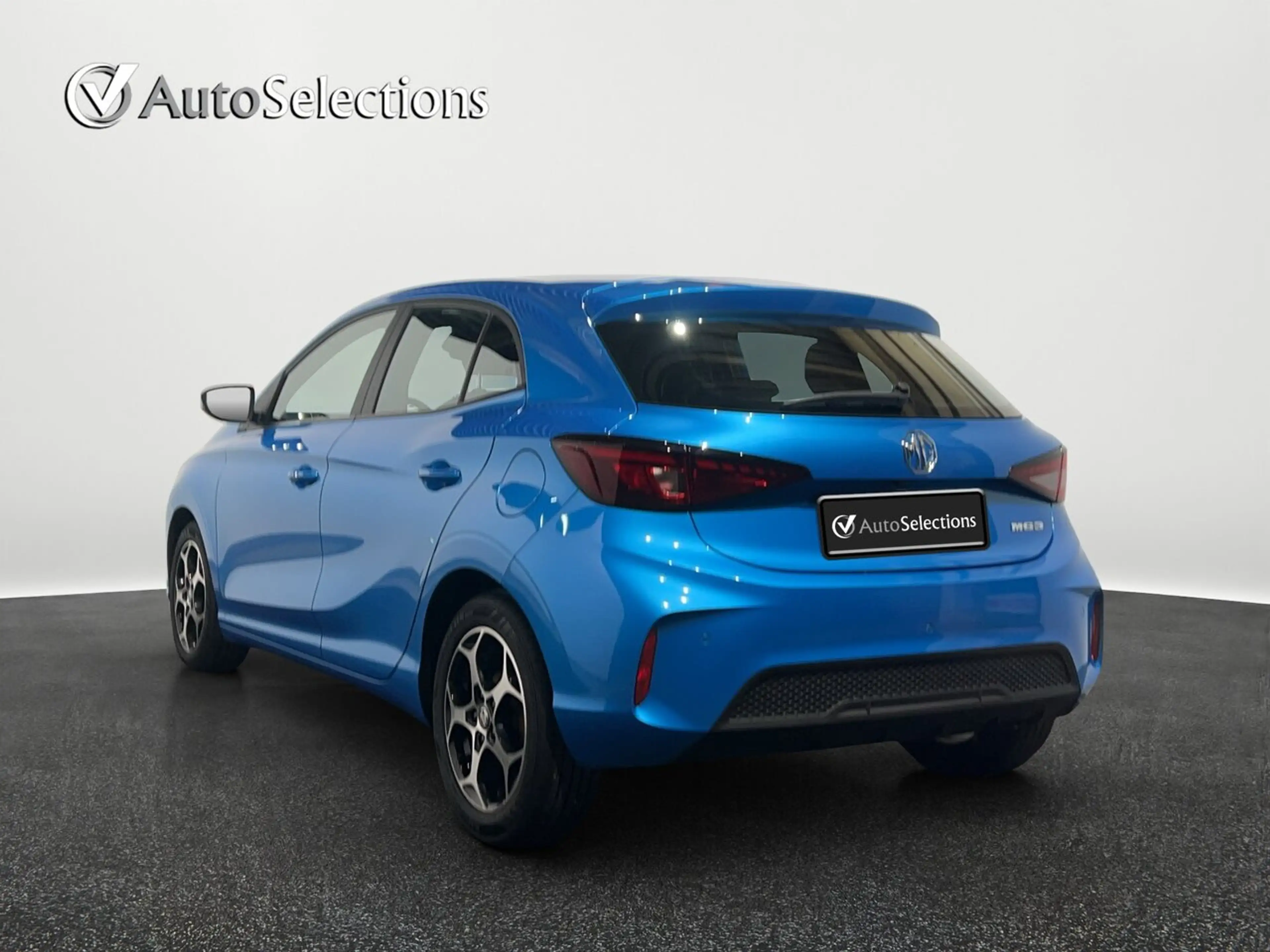 MG MG3 1.5 Luxe/Camera/Led/Navi/Carplay — photo 3