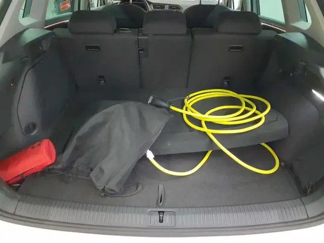 Volkswagen Tiguan view 15