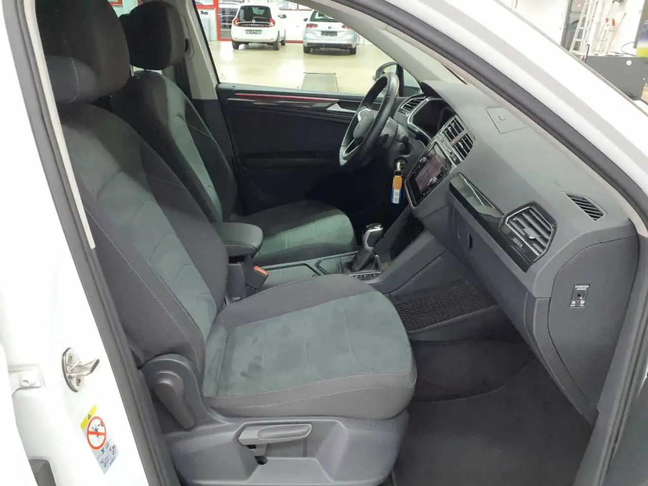 Volkswagen Tiguan 1.4 eHybrid Elegance AHK MATRIX KAM, миниатюра 7