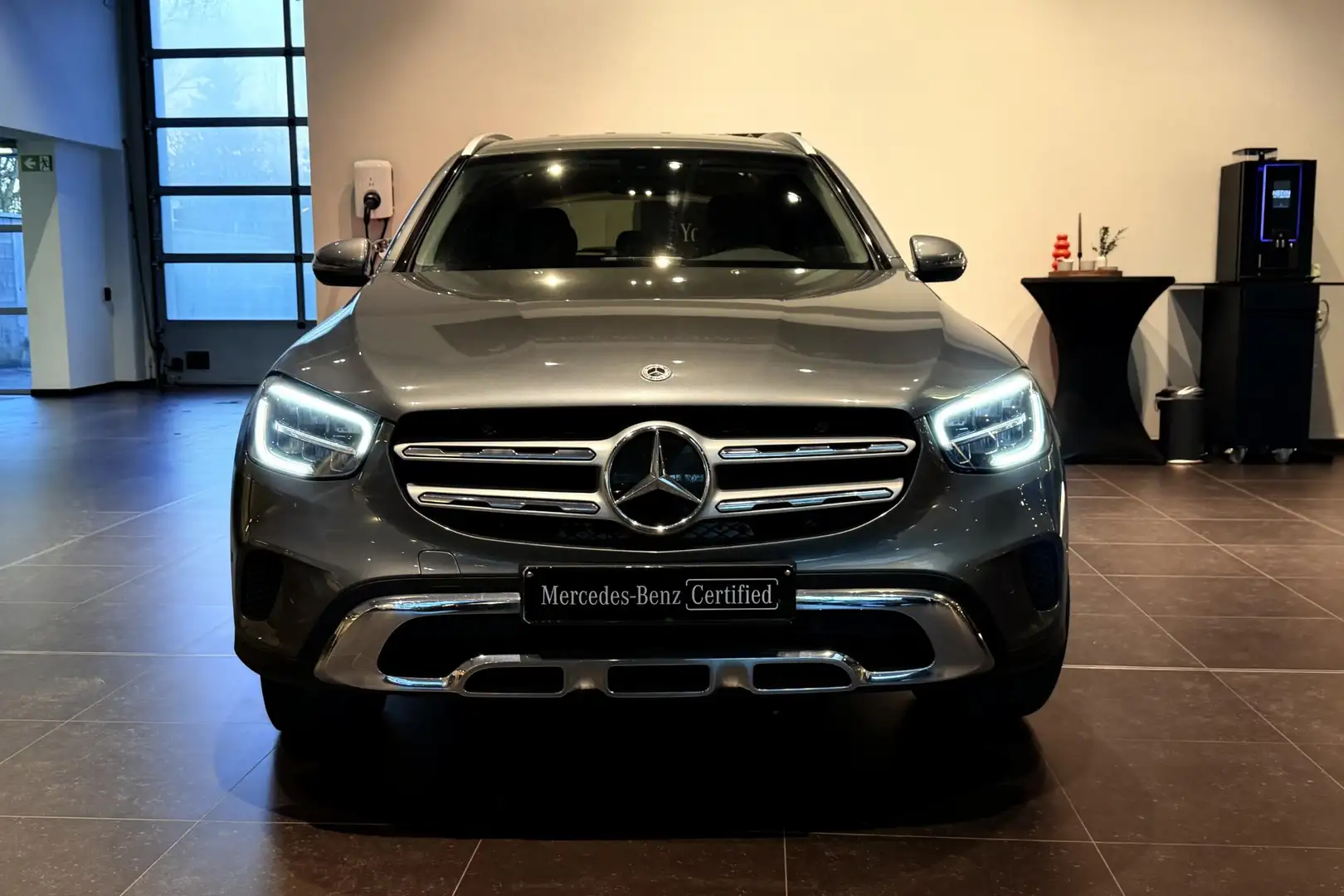 Mercedes-Benz GLC 300 DE 4MATIC SUV Luxury Line Verwarmde Zetels | Sfeer Grau - 2
