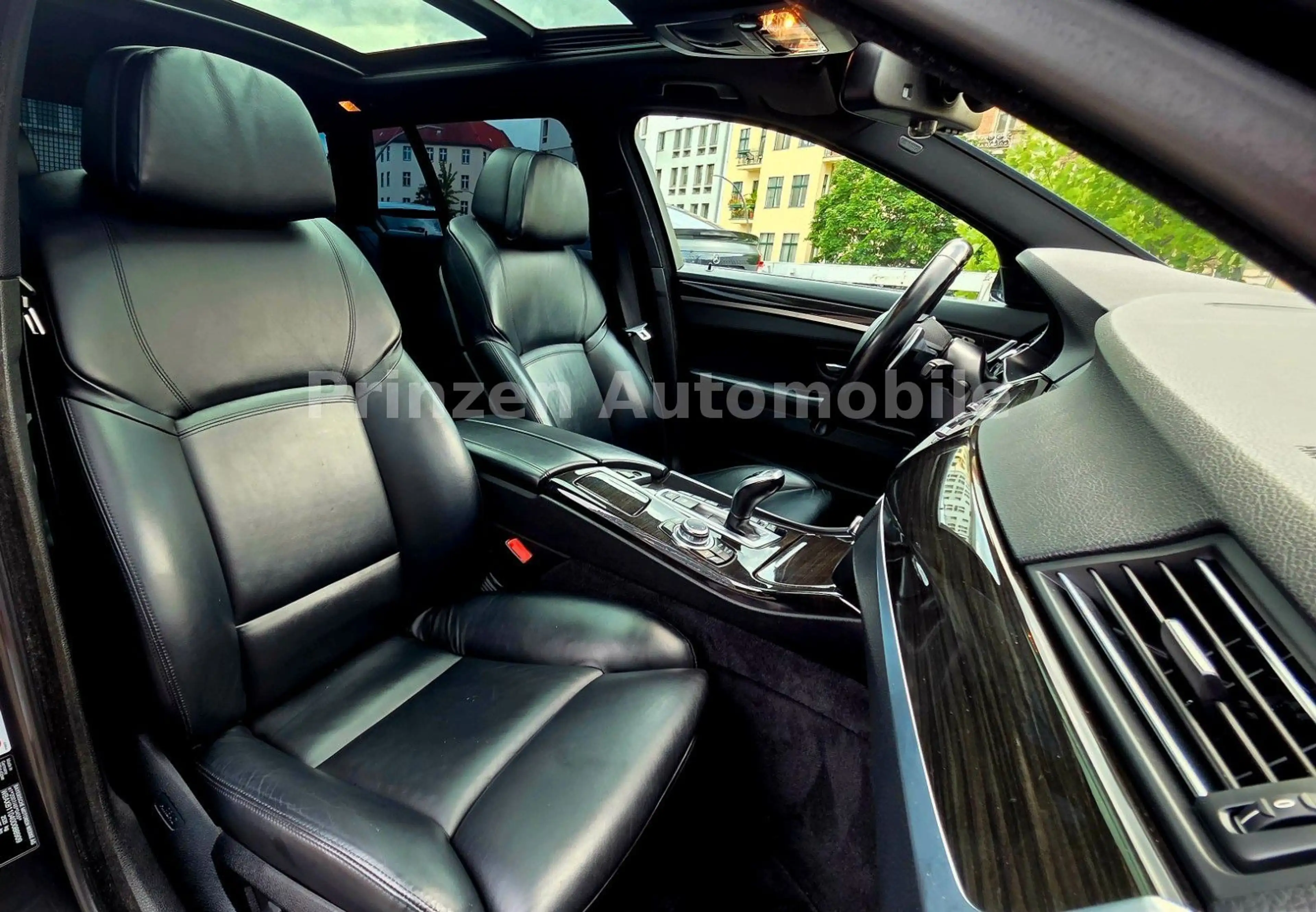 BMW 535 d xDrive M Sport*Pano*Head-Up*Memo*Soft`*AHK — photo 14