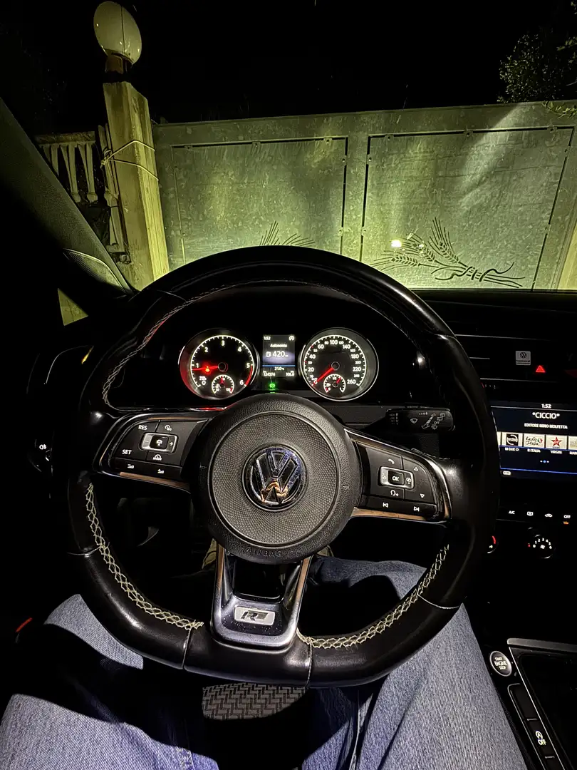 Volkswagen Golf R line - 2