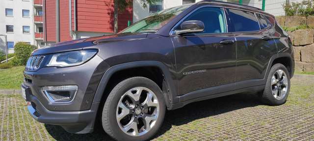 Imagine Jeep Compass 1.4 MultiAir Active Drive Automatik Limited