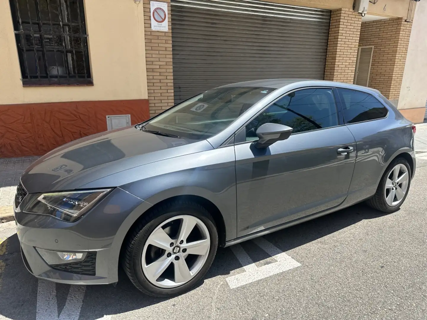 SEAT Leon SC 2.0TDI CR S&S FR 150 Gris - 1