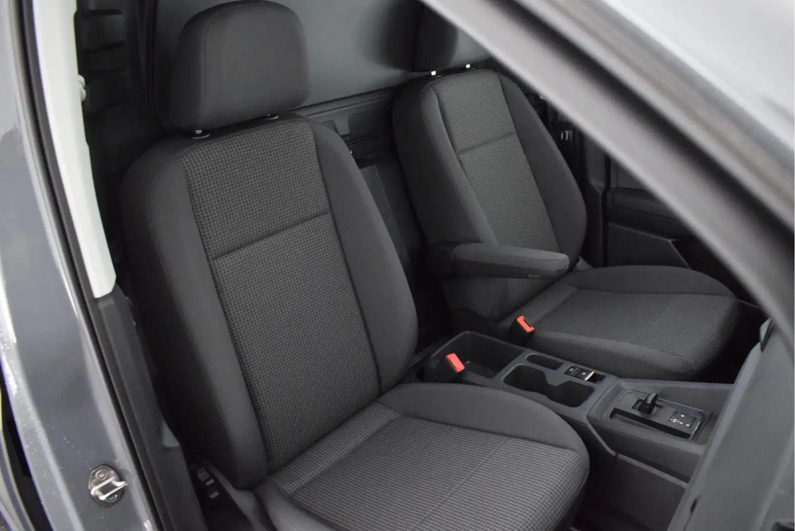 Volkswagen Caddy Cargo 2.0 TDI 122pk DSG Comfort Parkeersensoren Cr Grijs - 2