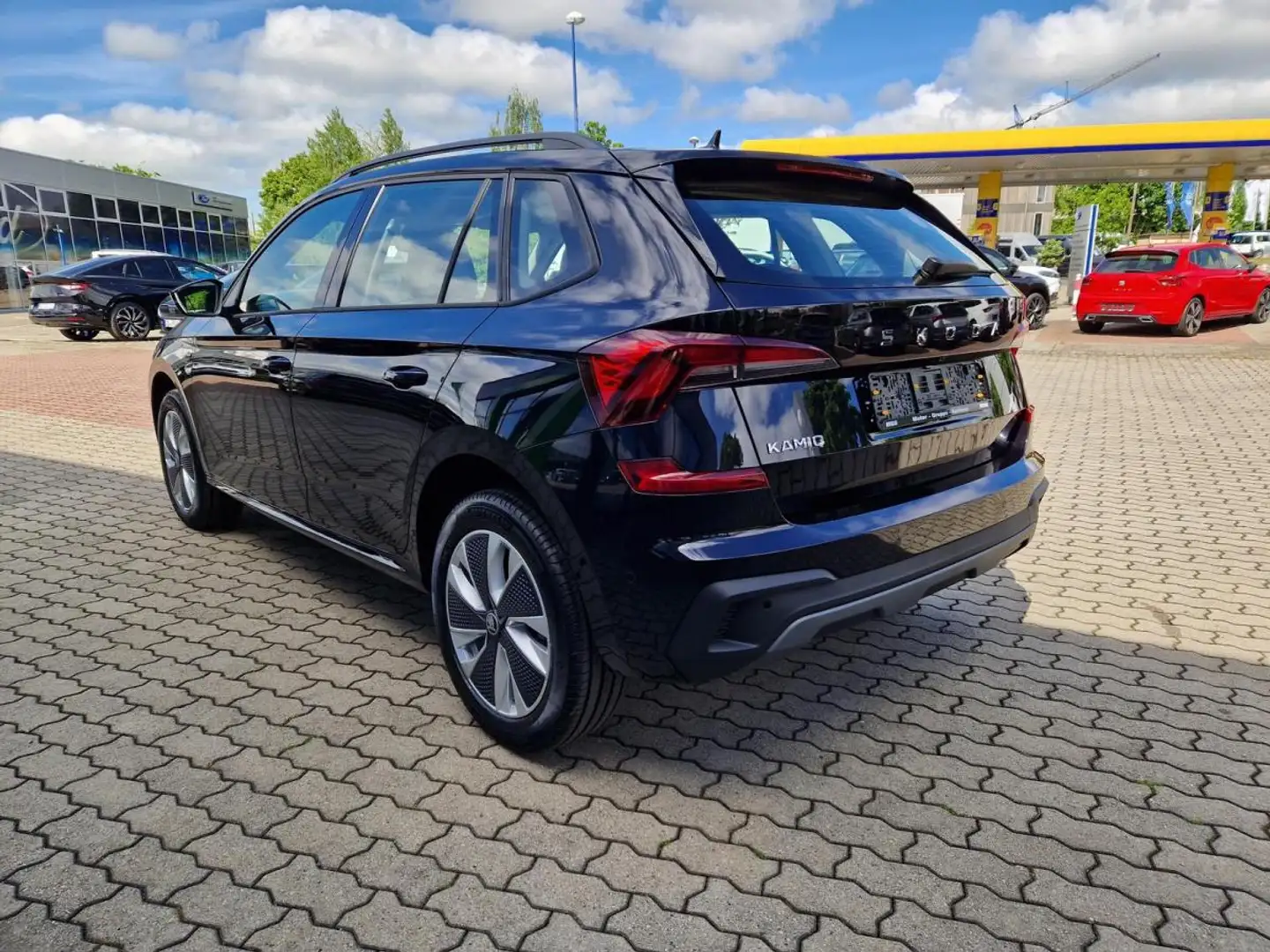 Skoda Kamiq 1.0 TSI #AHK#DSG Schwarz - 2