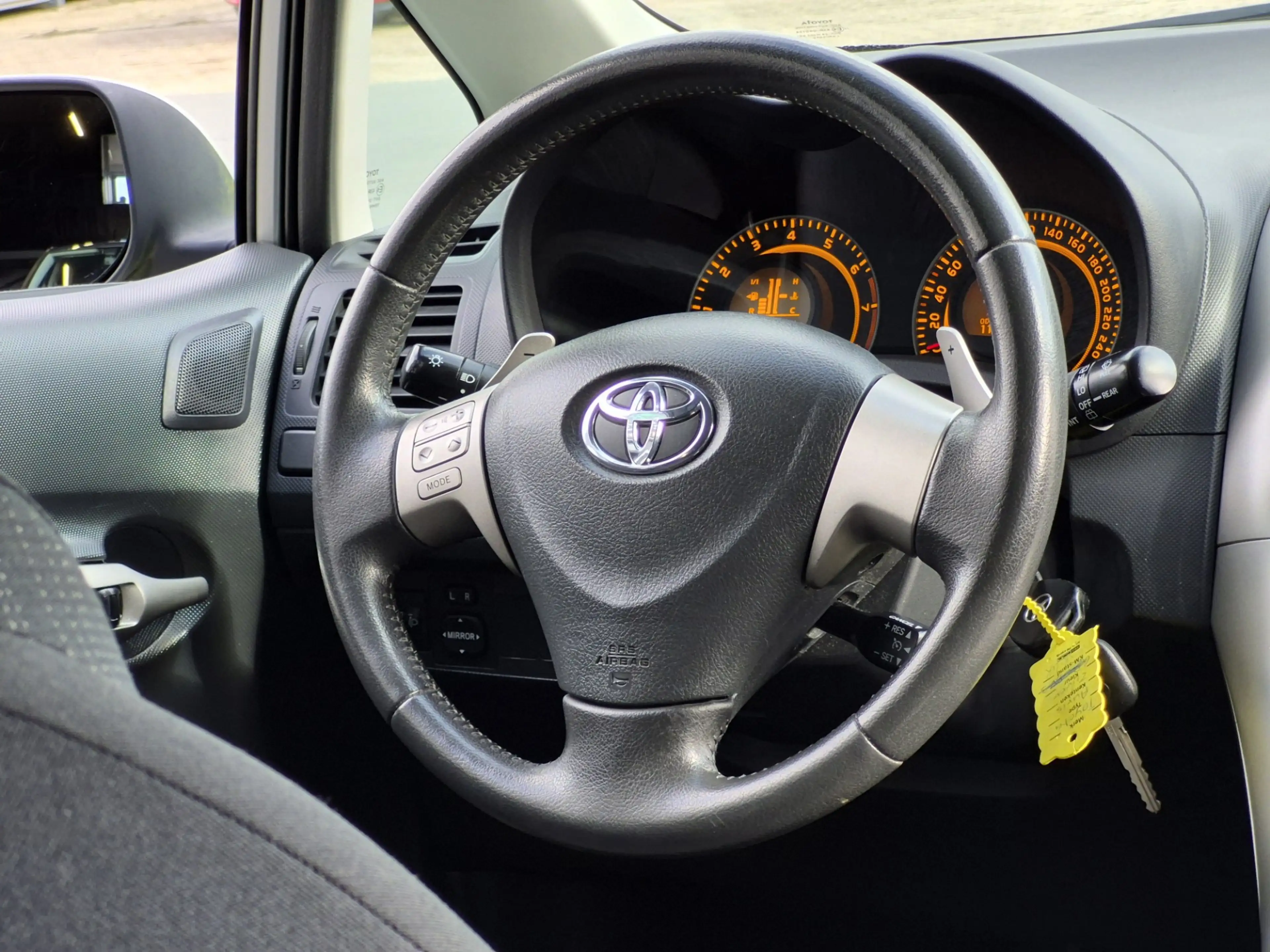 Toyota Auris 1.6-16V Sol|Automaat|Airco|El Pakket|Trekhaak| — photo 4