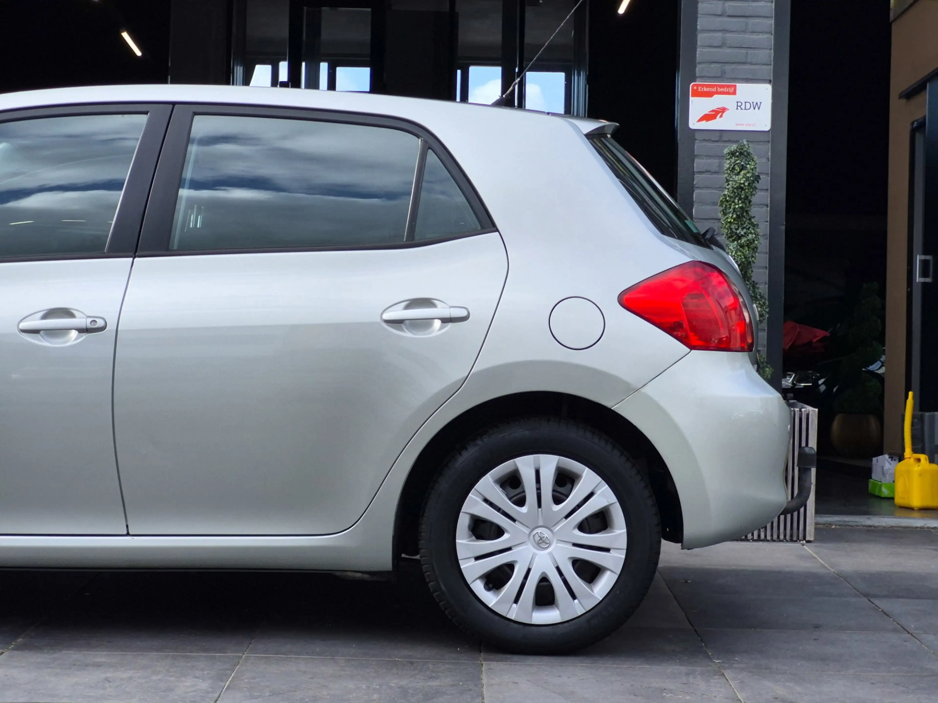 Toyota Auris 1.6-16V Sol|Automaat|Airco|El Pakket|Trekhaak| — photo 10