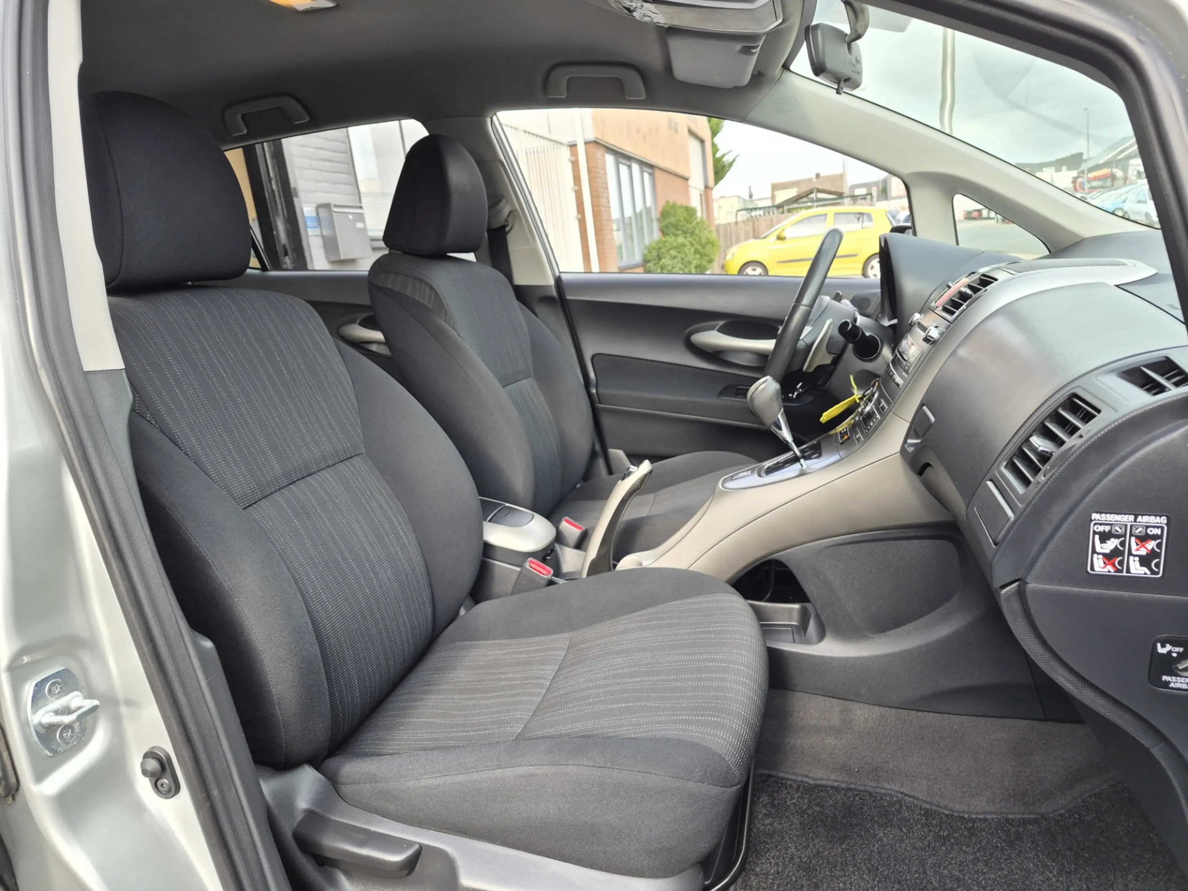 Toyota Auris 1.6-16V Sol|Automaat|Airco|El Pakket|Trekhaak| — photo 15