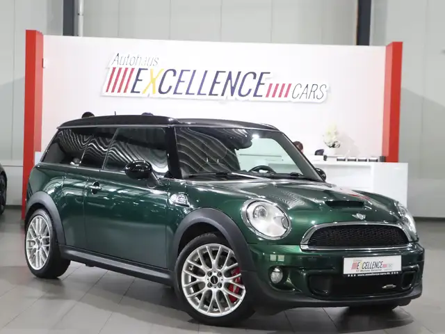 MINI John Cooper Works Clubman CHILI WIRED GREENBROWN