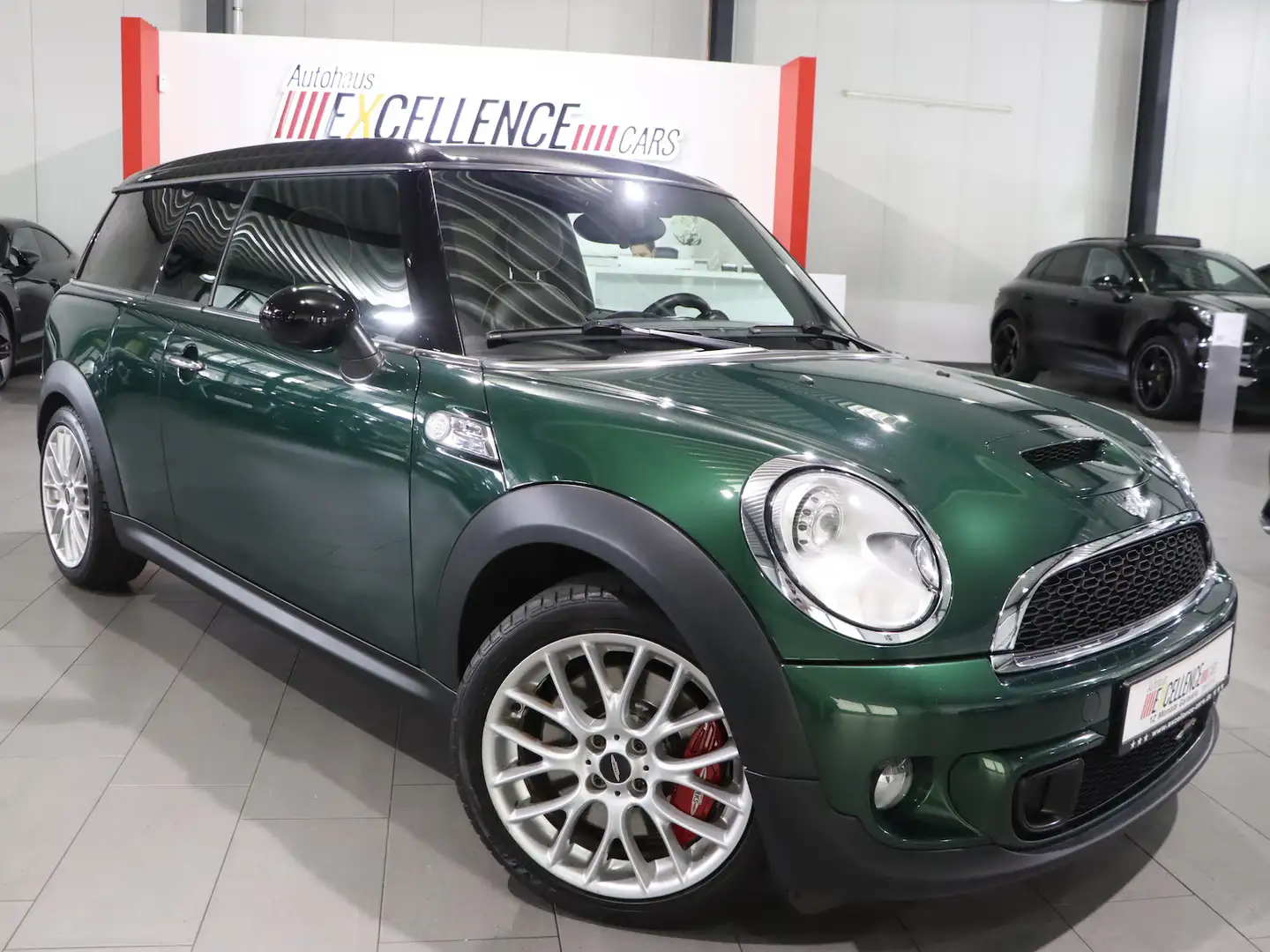 MINI John Cooper Works Clubman CHILI WIRED GREENBROWN Grün - 2