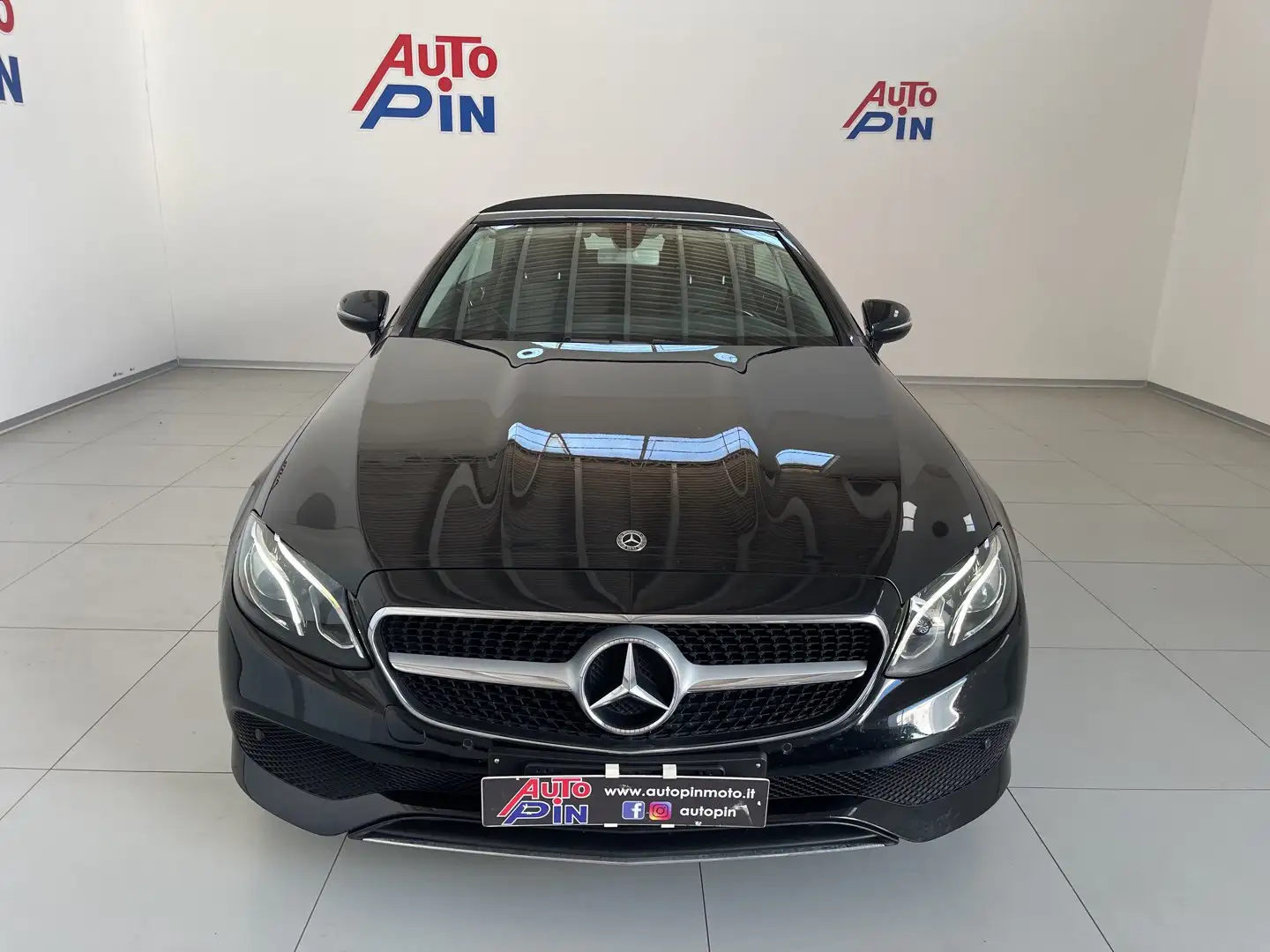 Mercedes-Benz E 220 E 220d Cabrio Sport Auto - 2