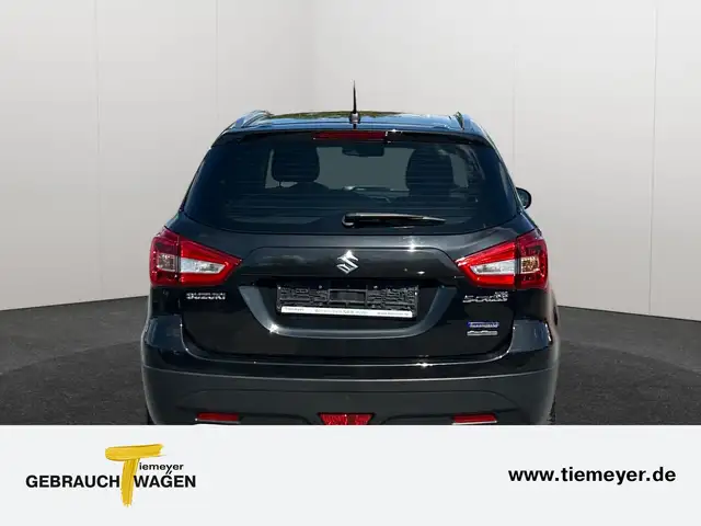 Suzuki SX4 S-Cross view 6