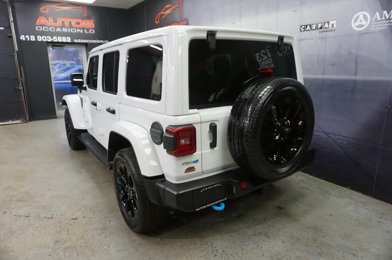 Jeep Wrangler снимка Jeep Wrangler