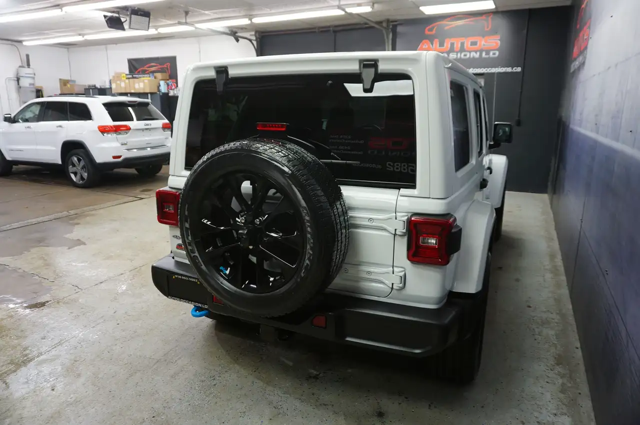 Jeep Wrangler снимка Jeep Wrangler