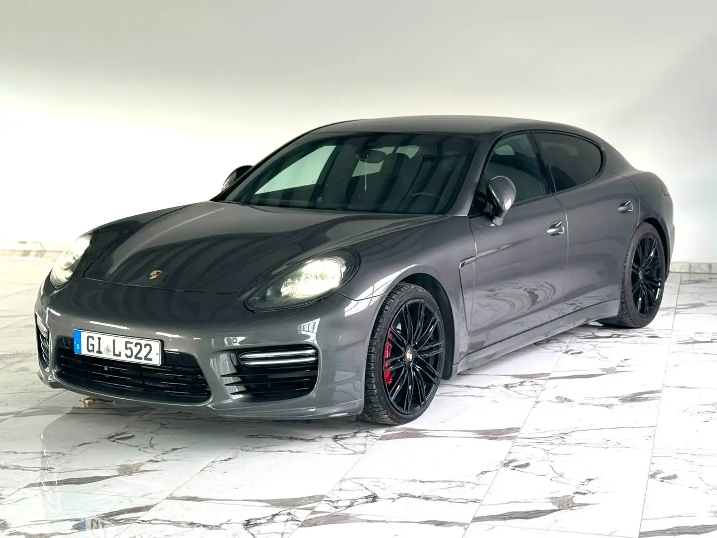Porsche Panamera GTS*KAMERA*ALCANTARA*LED*MEMORY*BOSE* Grau - 2