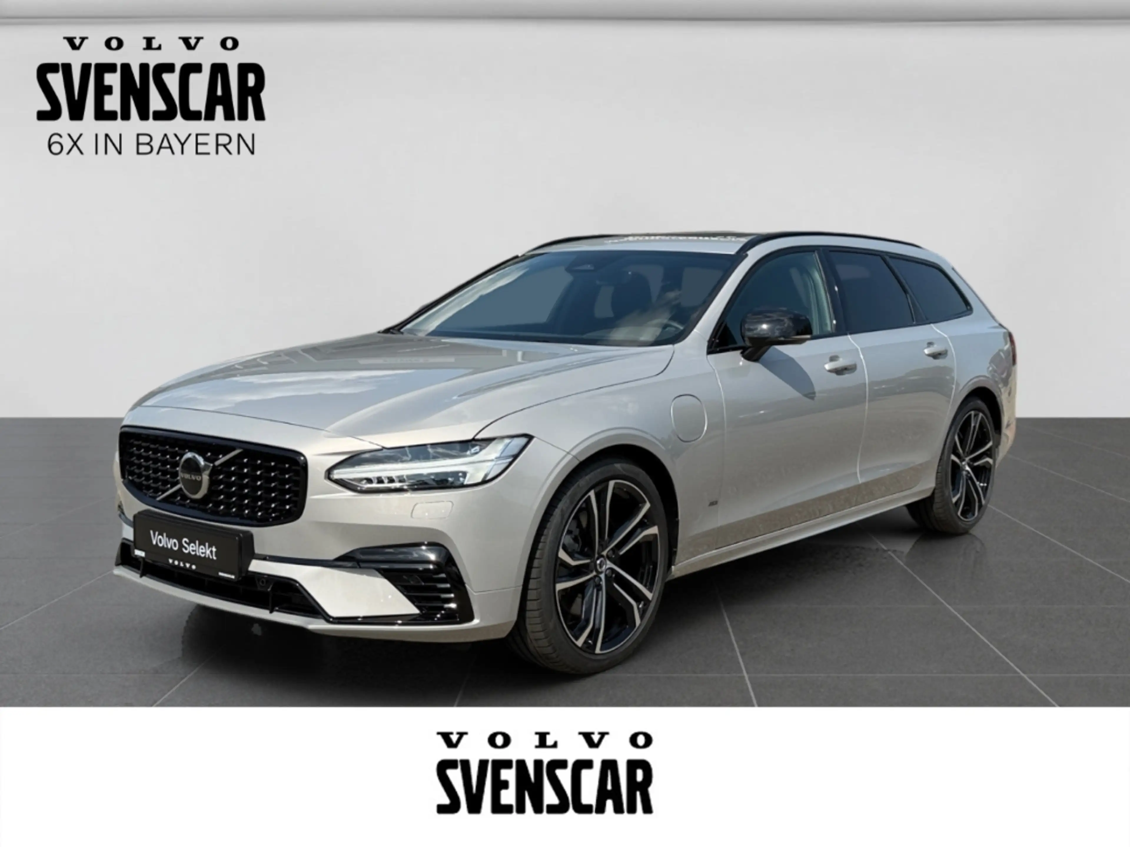 Volvo V90 Ultra Dark Recharge AWD StandHZG HUD Luftfahrwerk
