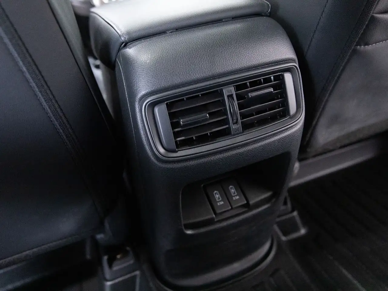 Honda CR-V photo Honda CR-V