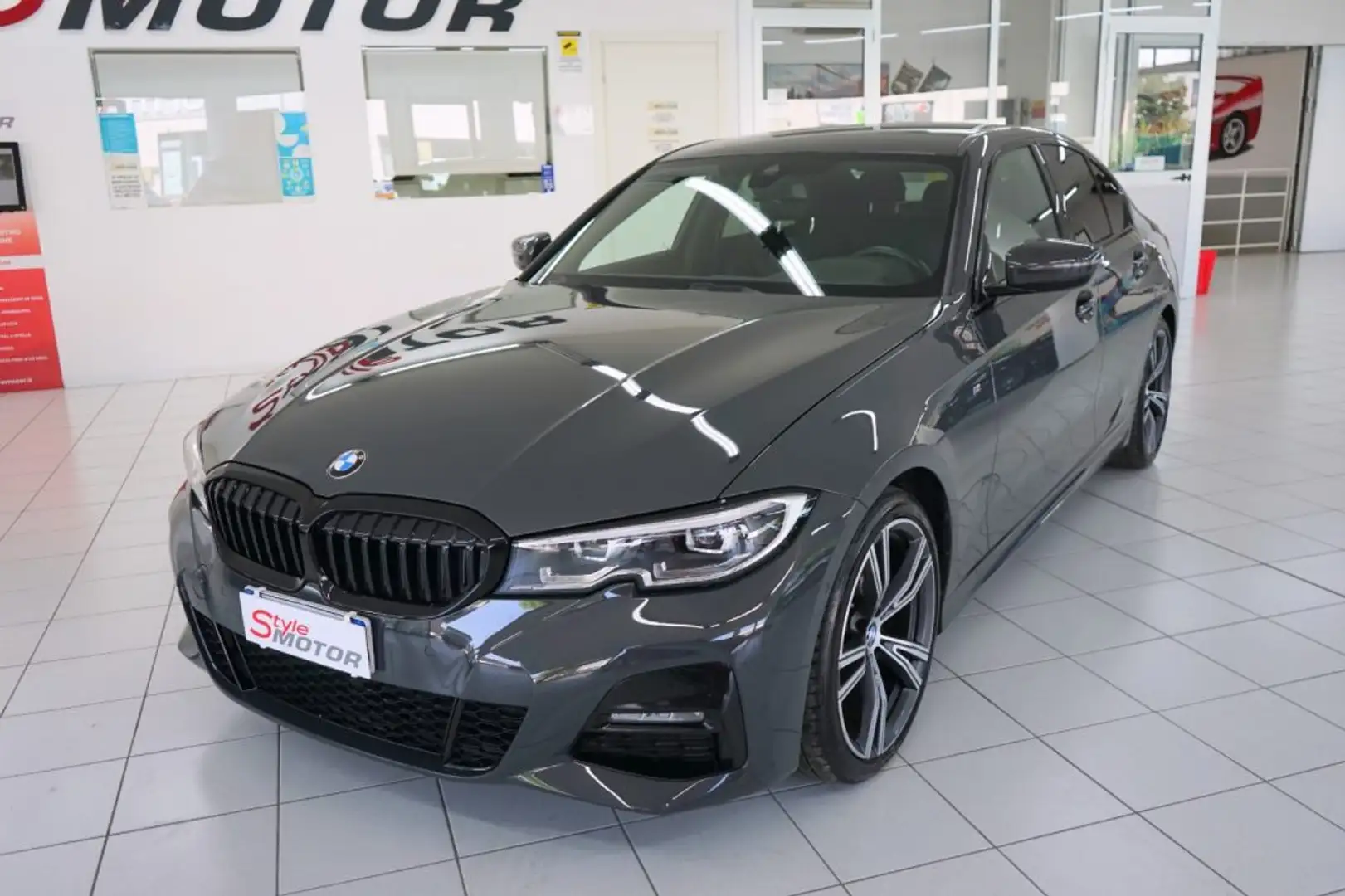 BMW 320 d MHEV MSPORT IBRIDA UFFICIALE ITALIA Grigio - 2