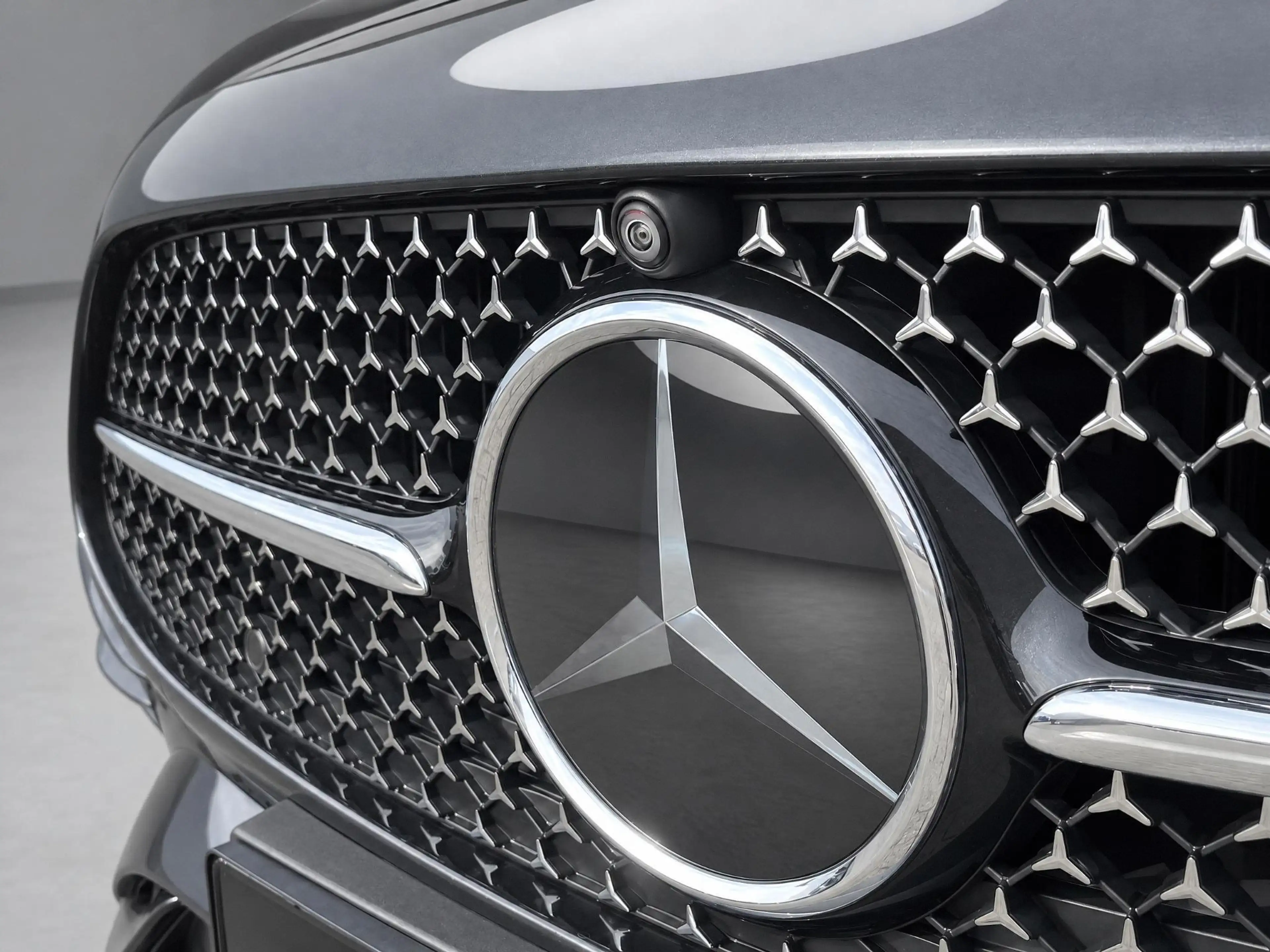 Mercedes-Benz CLE 300 Coupé e AMG Line — photo 15