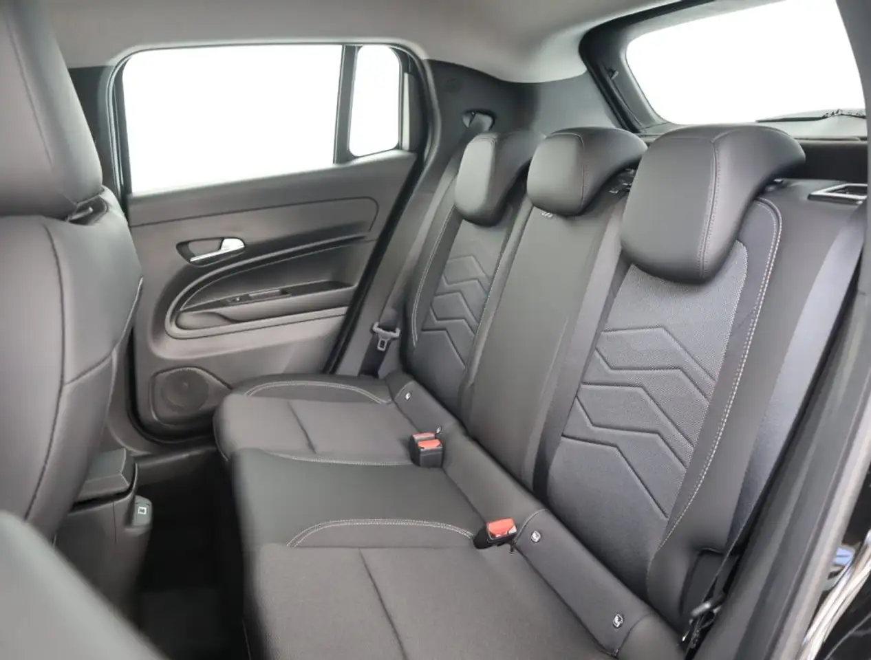 Jeep Avenger 1.2 Turbo 110CV MHEV Altitude *PROMO PARISI GROUP* 11