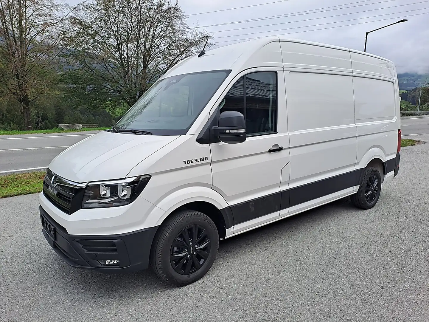 MAN TGE Kasten 3,5t L3H2 2,0 TDI Lang Aut. Weiß - 1