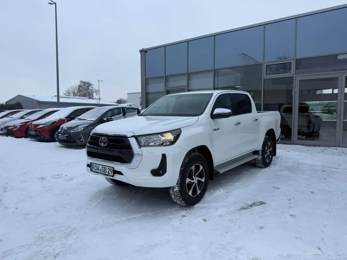 Toyota Hilux 4x4 Double Cab Autm. Comfort Blanc - 2