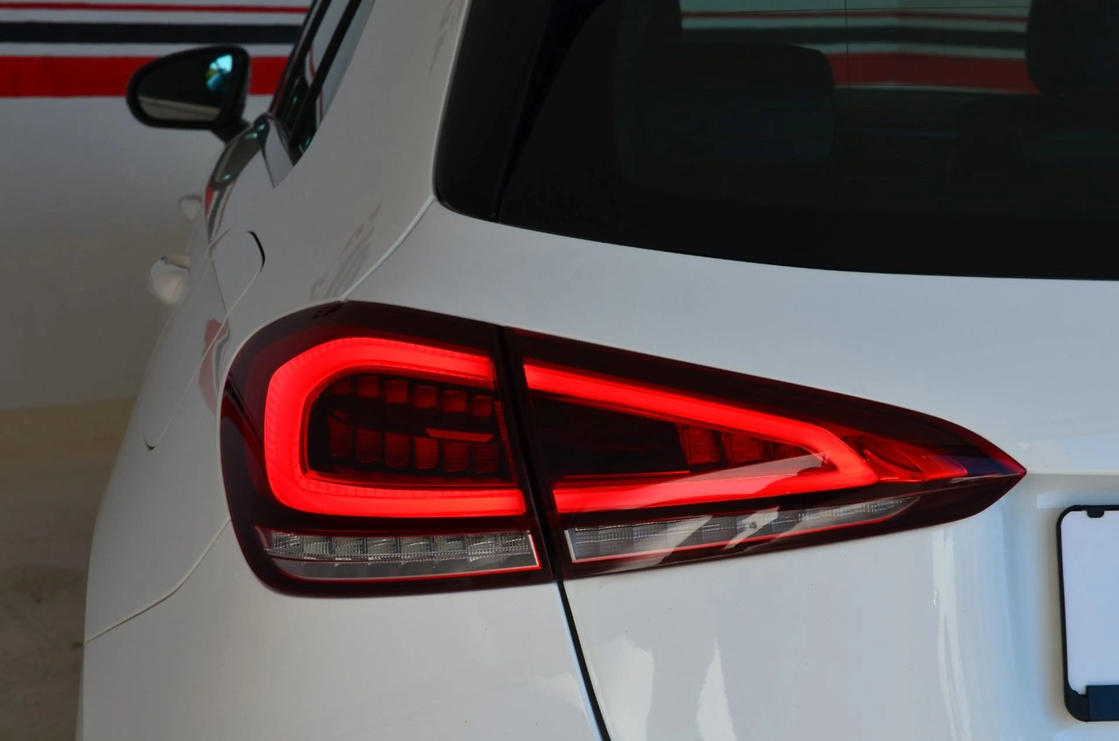Mercedes-Benz A 200 d Sport | LED | Navi | PDC | 17`Alu — photo 7