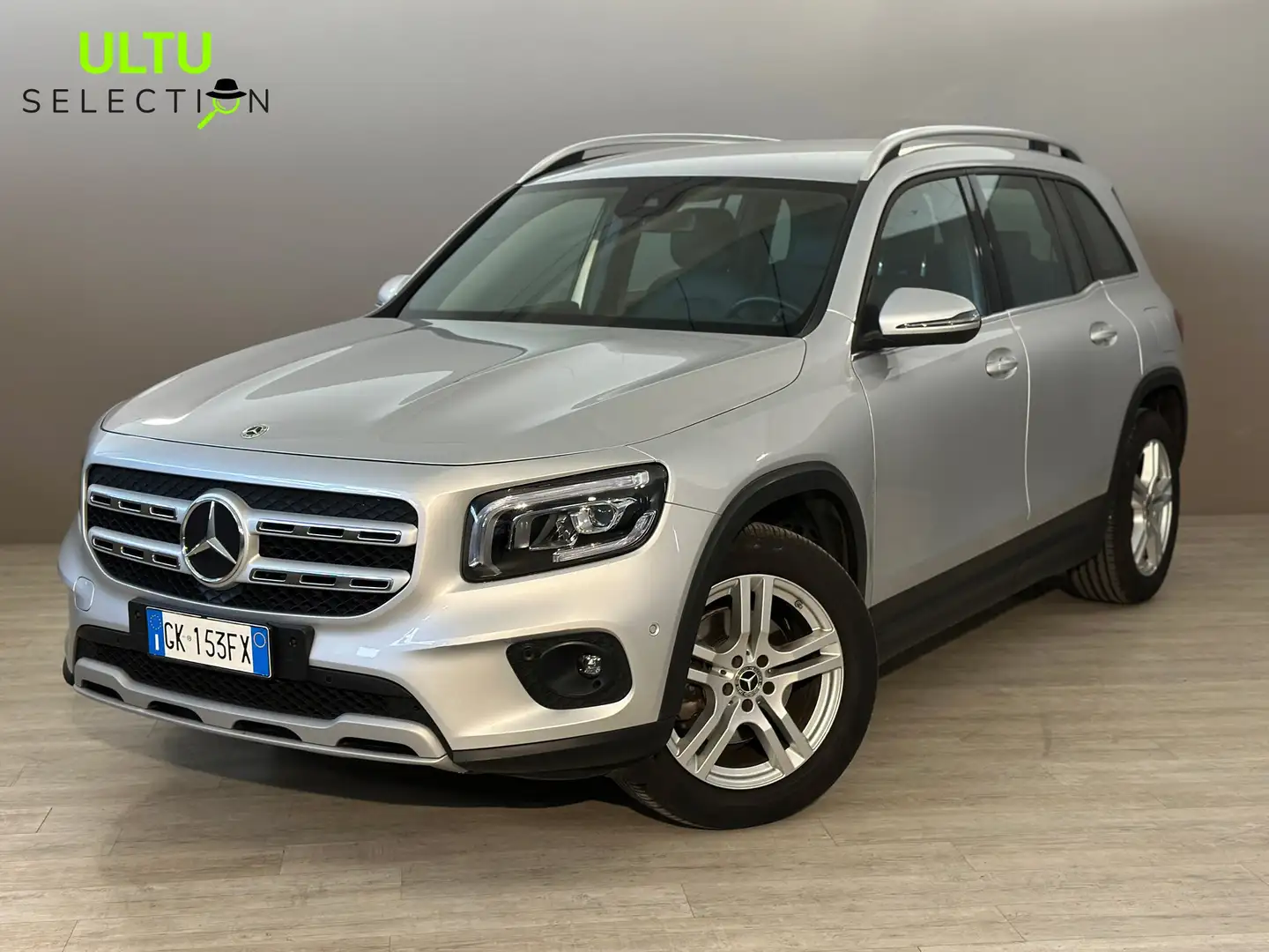 Mercedes-Benz GLB 180 d Business Extra auto Argento - 1