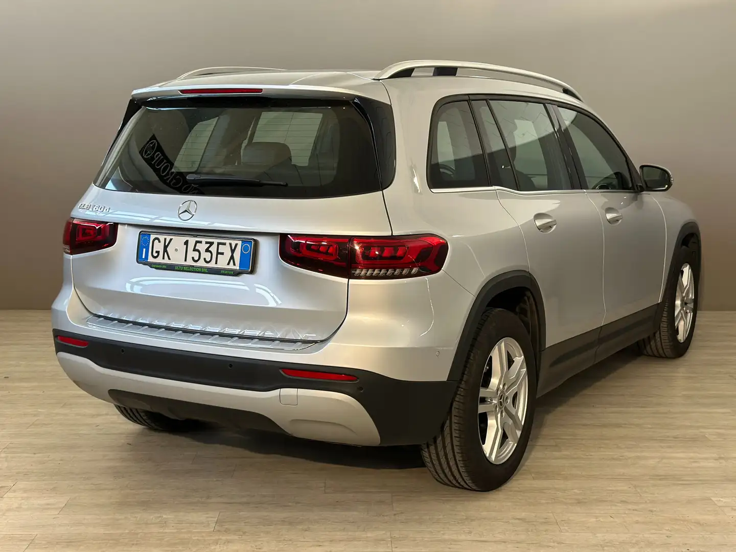 Mercedes-Benz GLB 180 d Business Extra auto Argento - 2