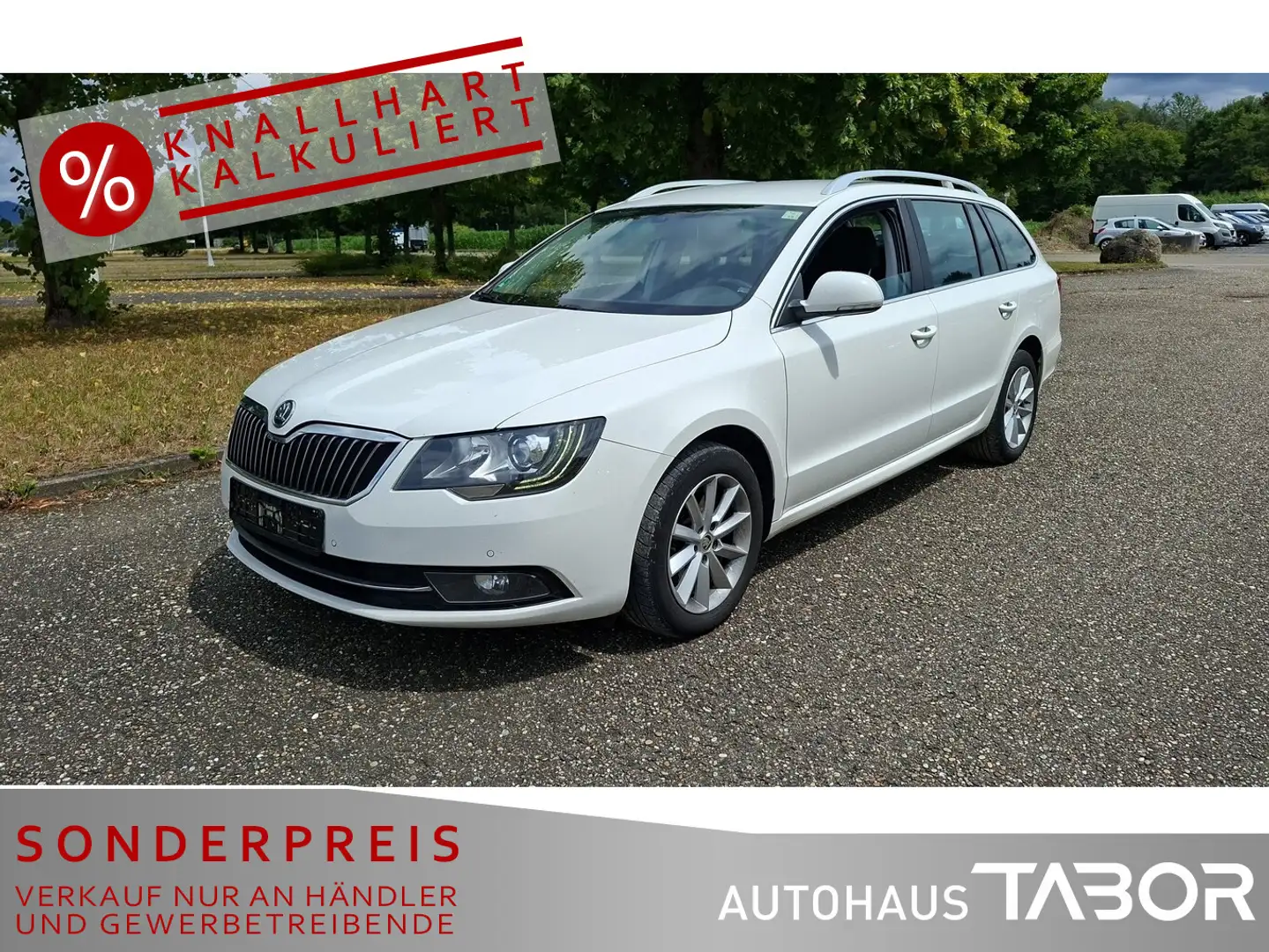 Skoda Superb Combi 2.0 TDI Ambition Navi PDC SHZ GRA Weiß - 1