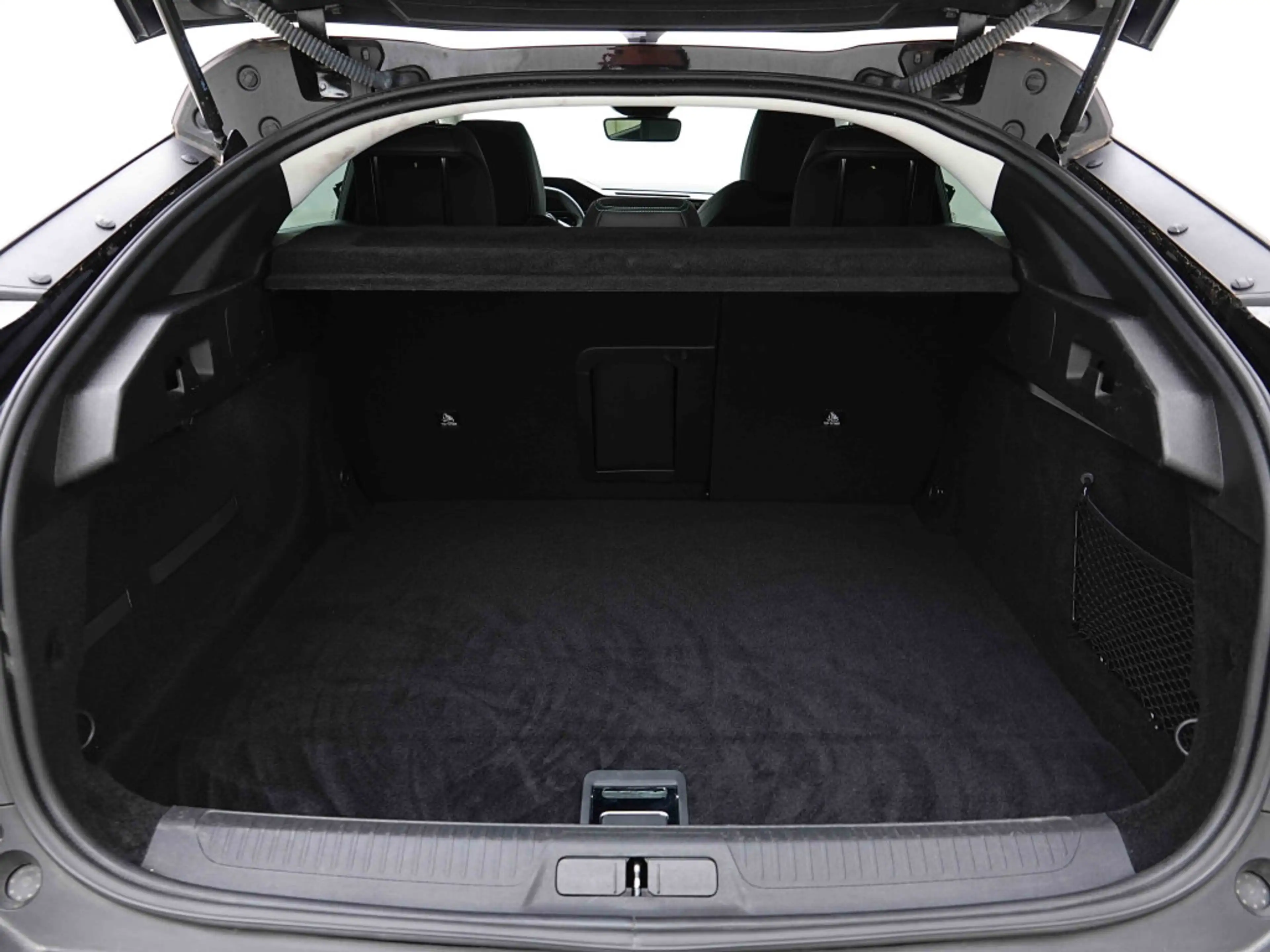 Peugeot 408 PHEV 225 | EV Range 60km | Allure | GPS | LED | Keyless | Camera — photo 6