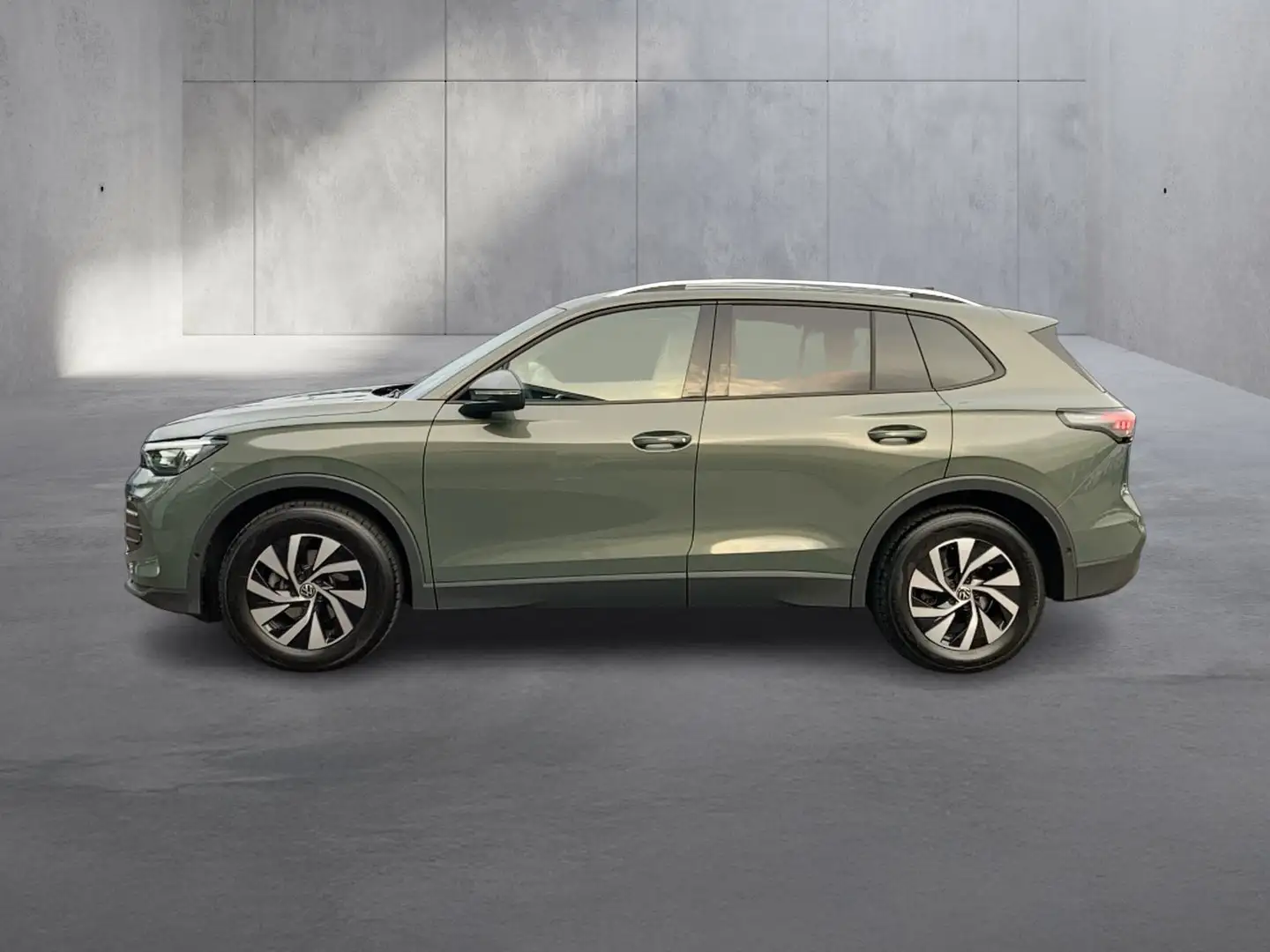 Volkswagen Tiguan Friends eTSI DSG Grün - 2