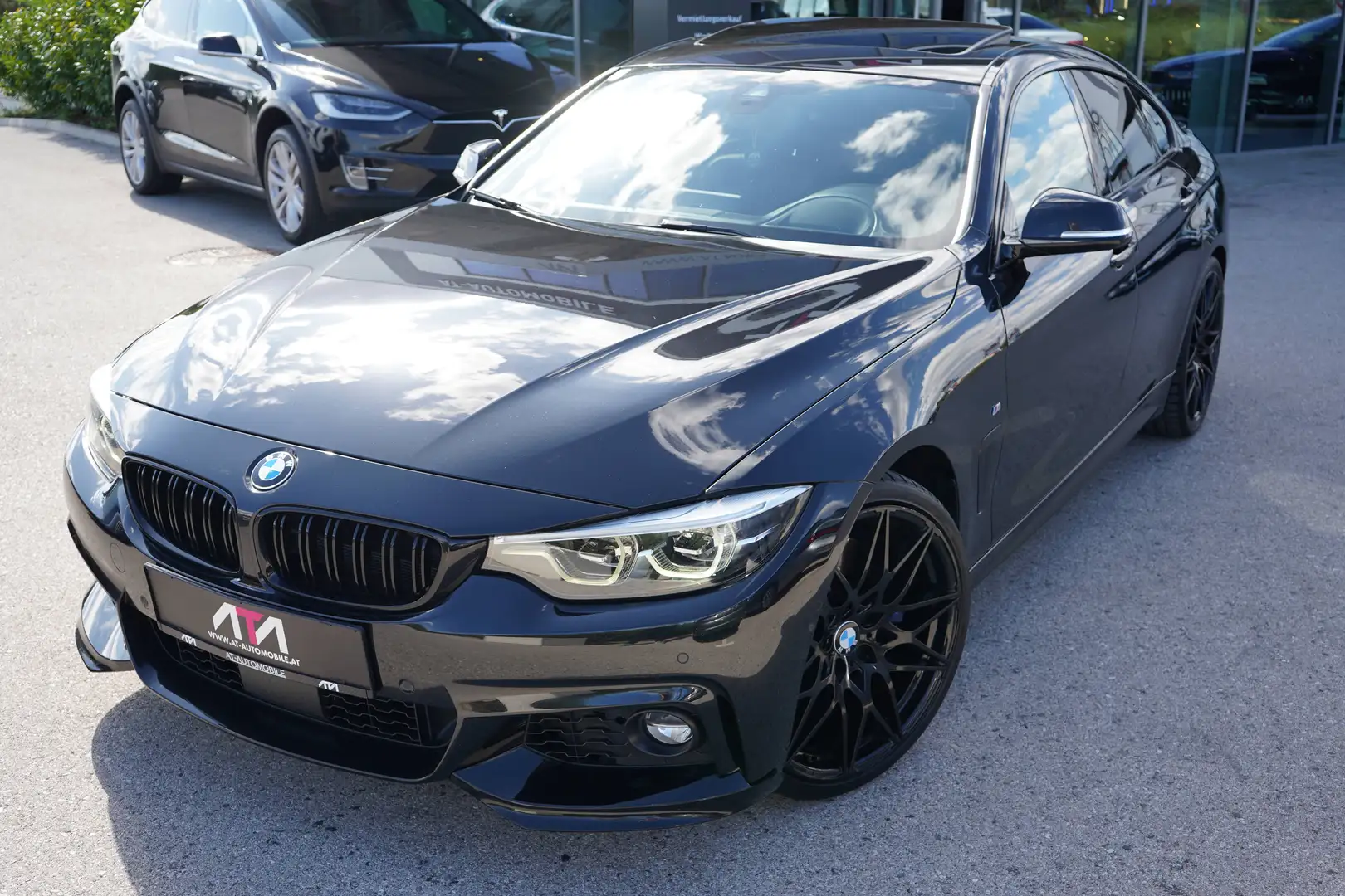 BMW 440 440 i M-Packet Schwarz - 2