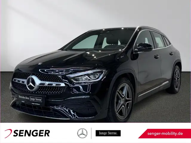 Mercedes-Benz GLA 200 AMG Ambiente Car-Play Sitzheizung LED