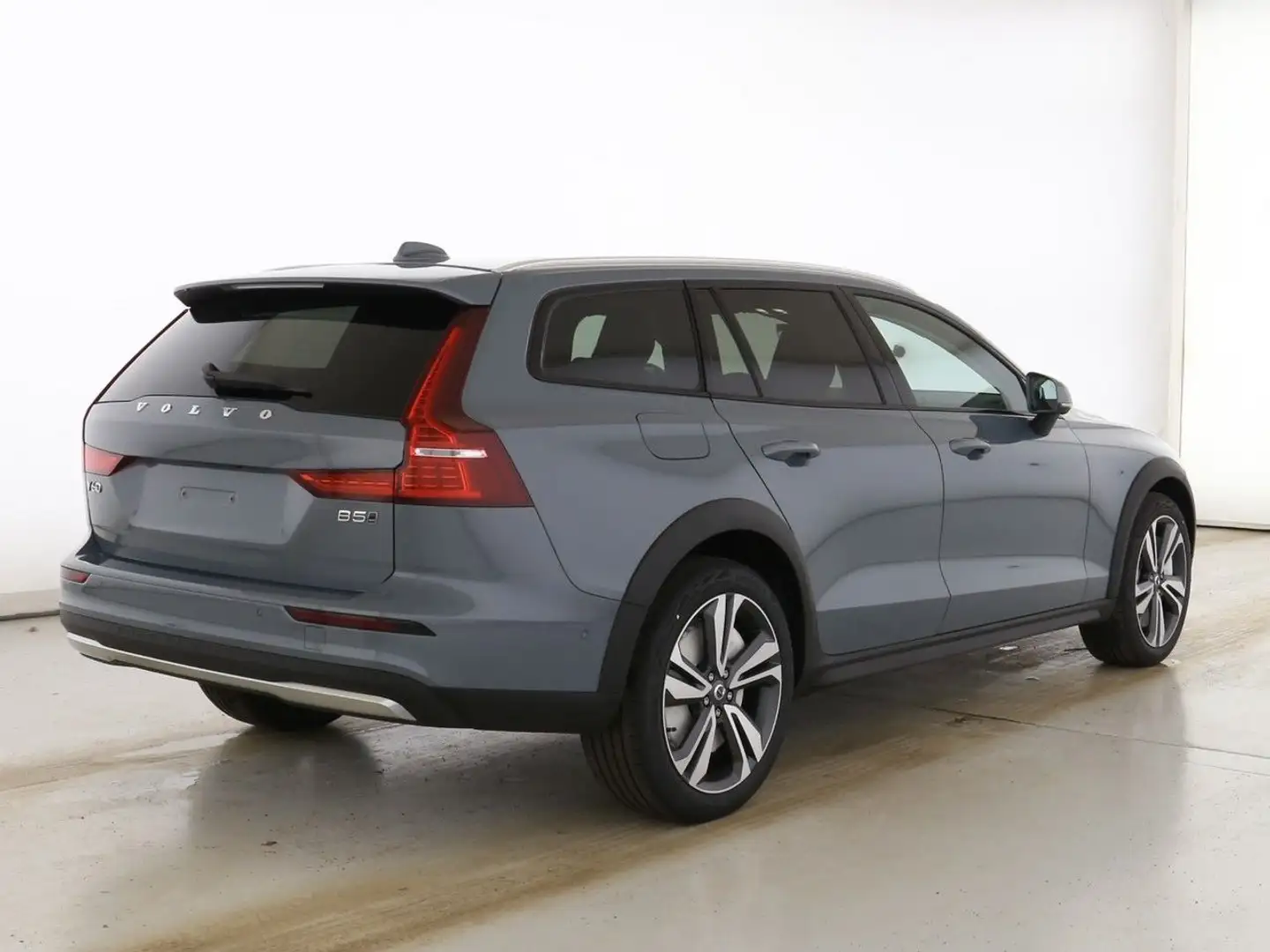 Volvo V60 Cross Country V60 B5 Cross Country AWD Ultimate StdHz*Headup Grau - 2