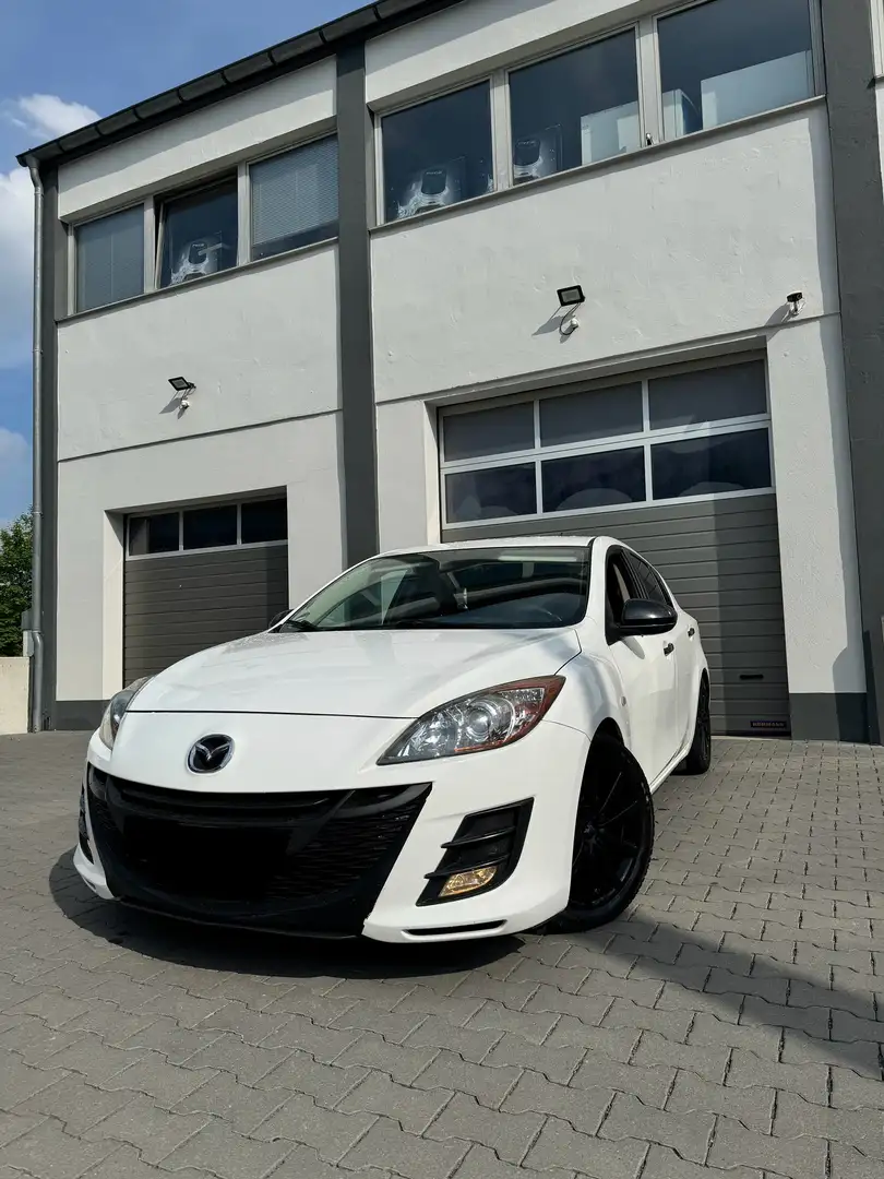 Mazda 3 1.6 MZ-CD DPF Exclusive-Line - 1