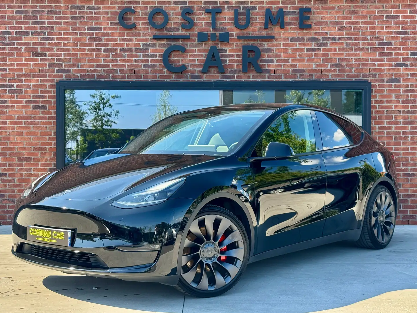 Tesla Model Y Model Y 72.5 kWh - Performance - Autopilot Zwart - 1