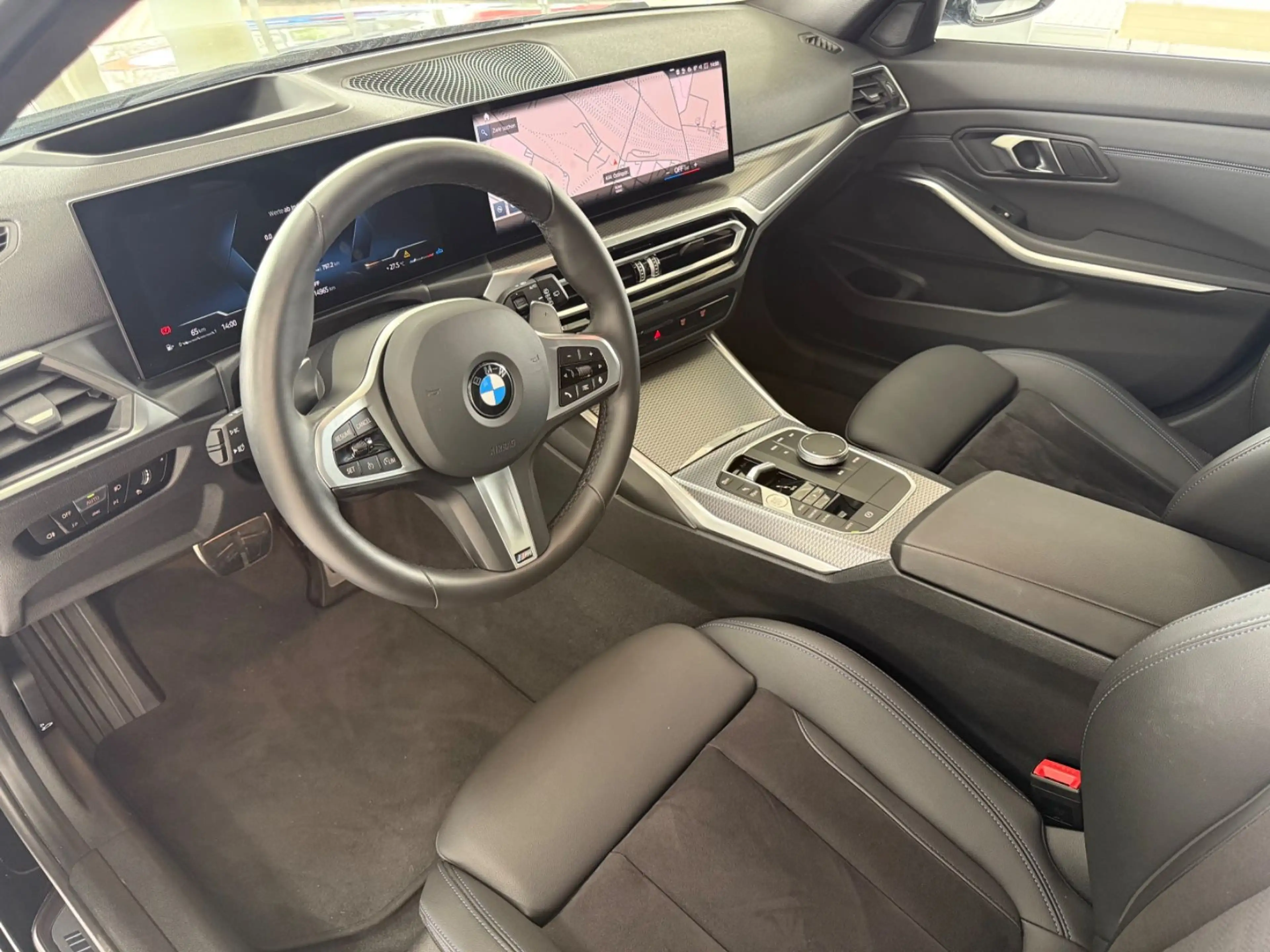 BMW 318 i M Sportpaket AUT./LED/HUD/CAM/DAB — photo 6