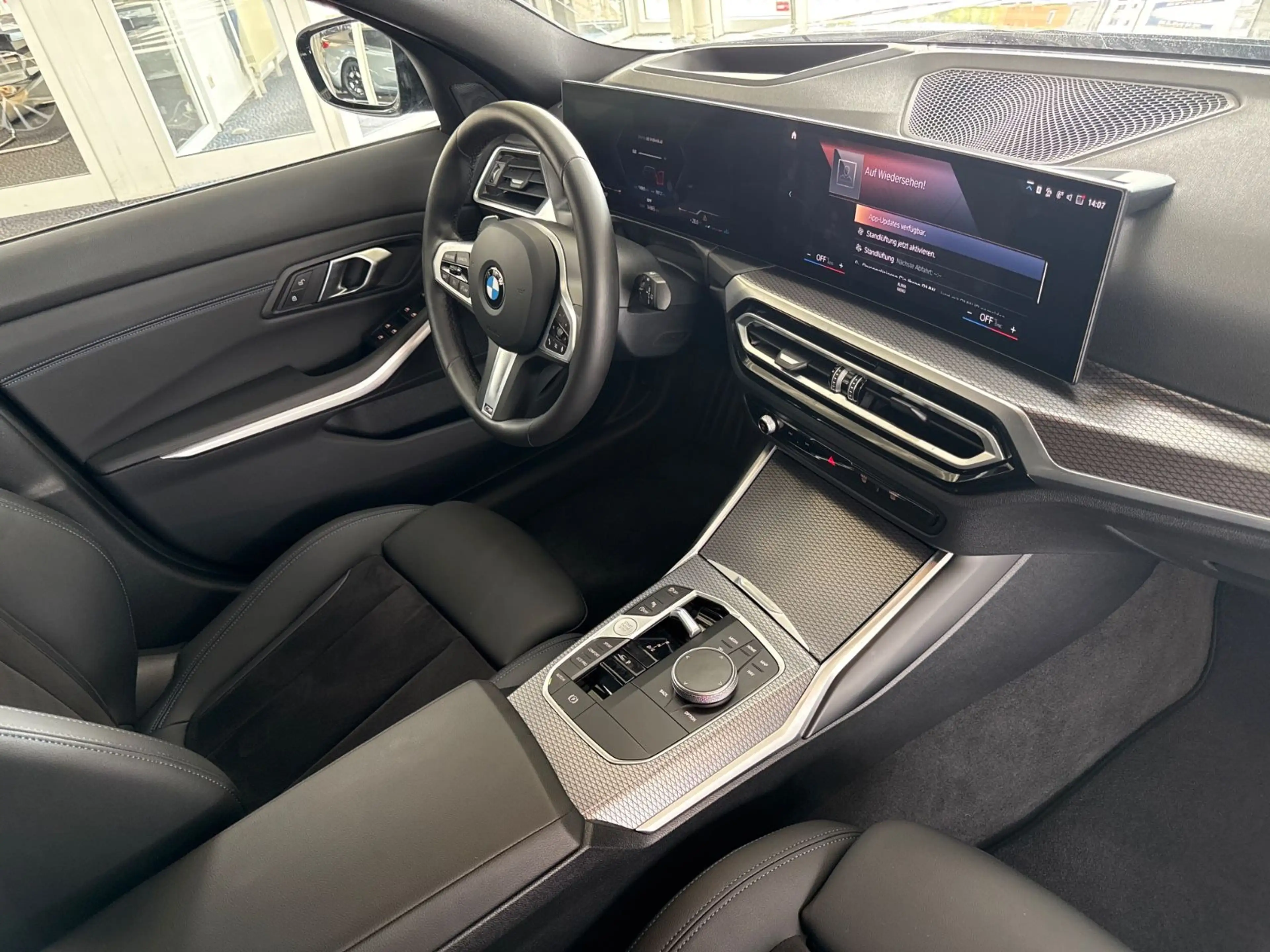 BMW 318 i M Sportpaket AUT./LED/HUD/CAM/DAB — photo 9