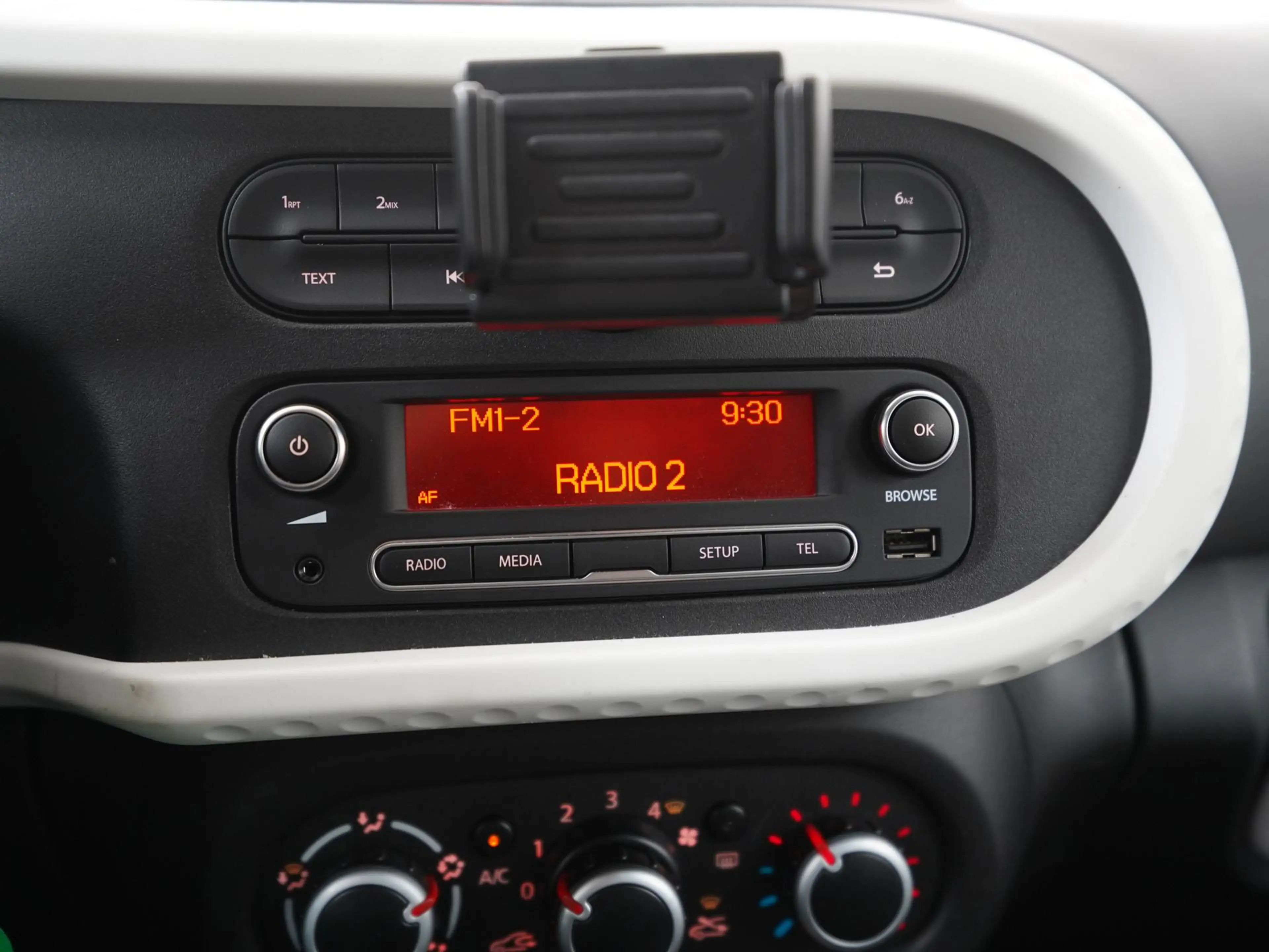 Renault Twingo 1.0 SCe Collection | Airco | Bluetooth | Zondag Op — photo 12