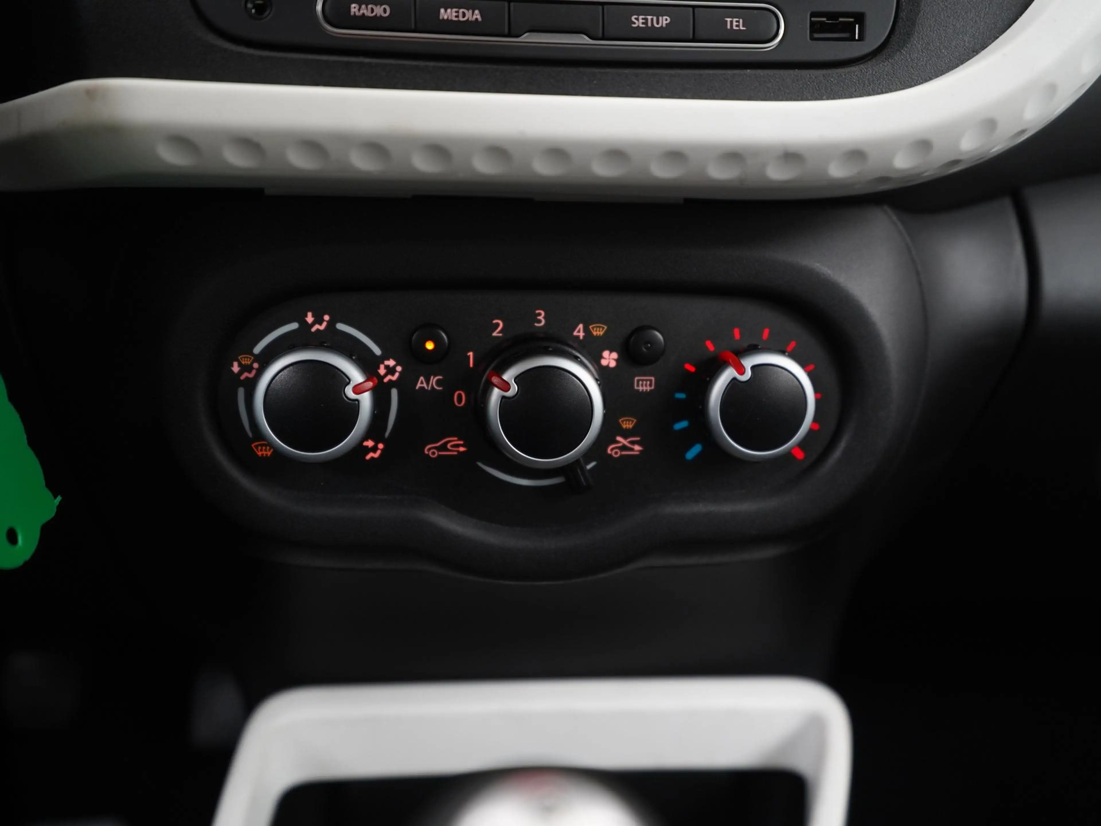 Renault Twingo 1.0 SCe Collection | Airco | Bluetooth | Zondag Op — photo 11