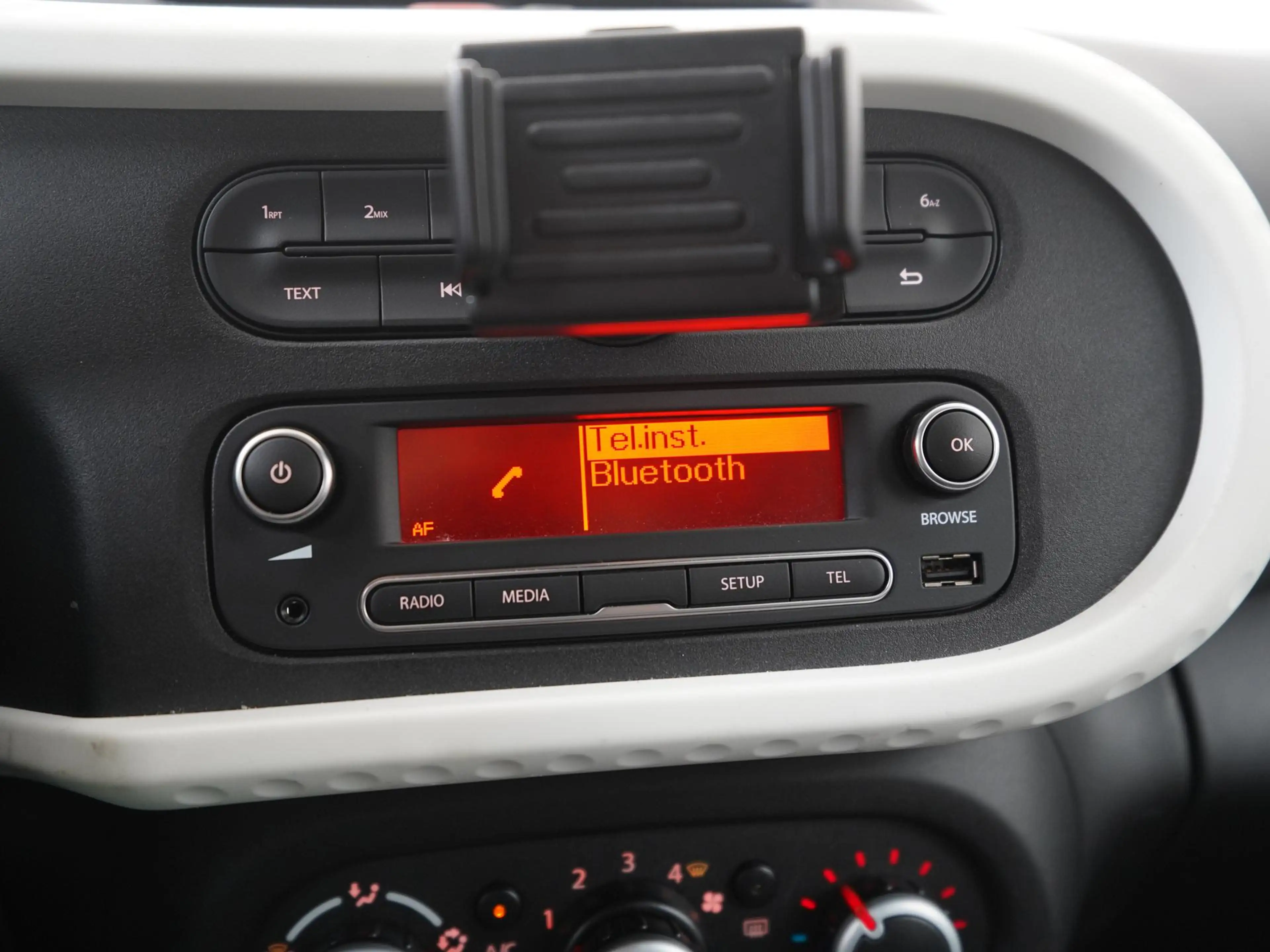 Renault Twingo 1.0 SCe Collection | Airco | Bluetooth | Zondag Op — photo 14