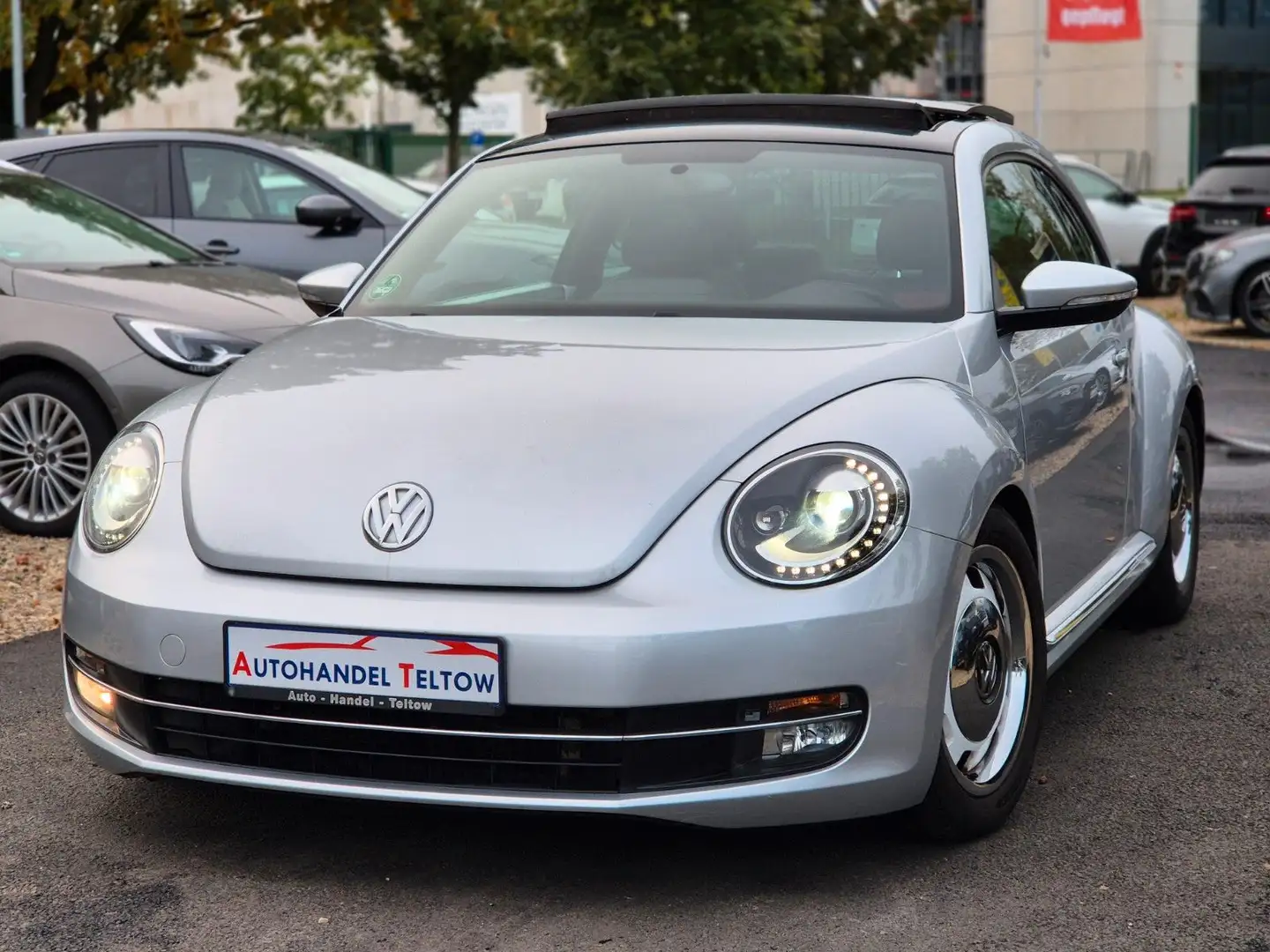Volkswagen Beetle 1.2 TSI Coupé Design *Leder Panorama Navi Srebrny - 1