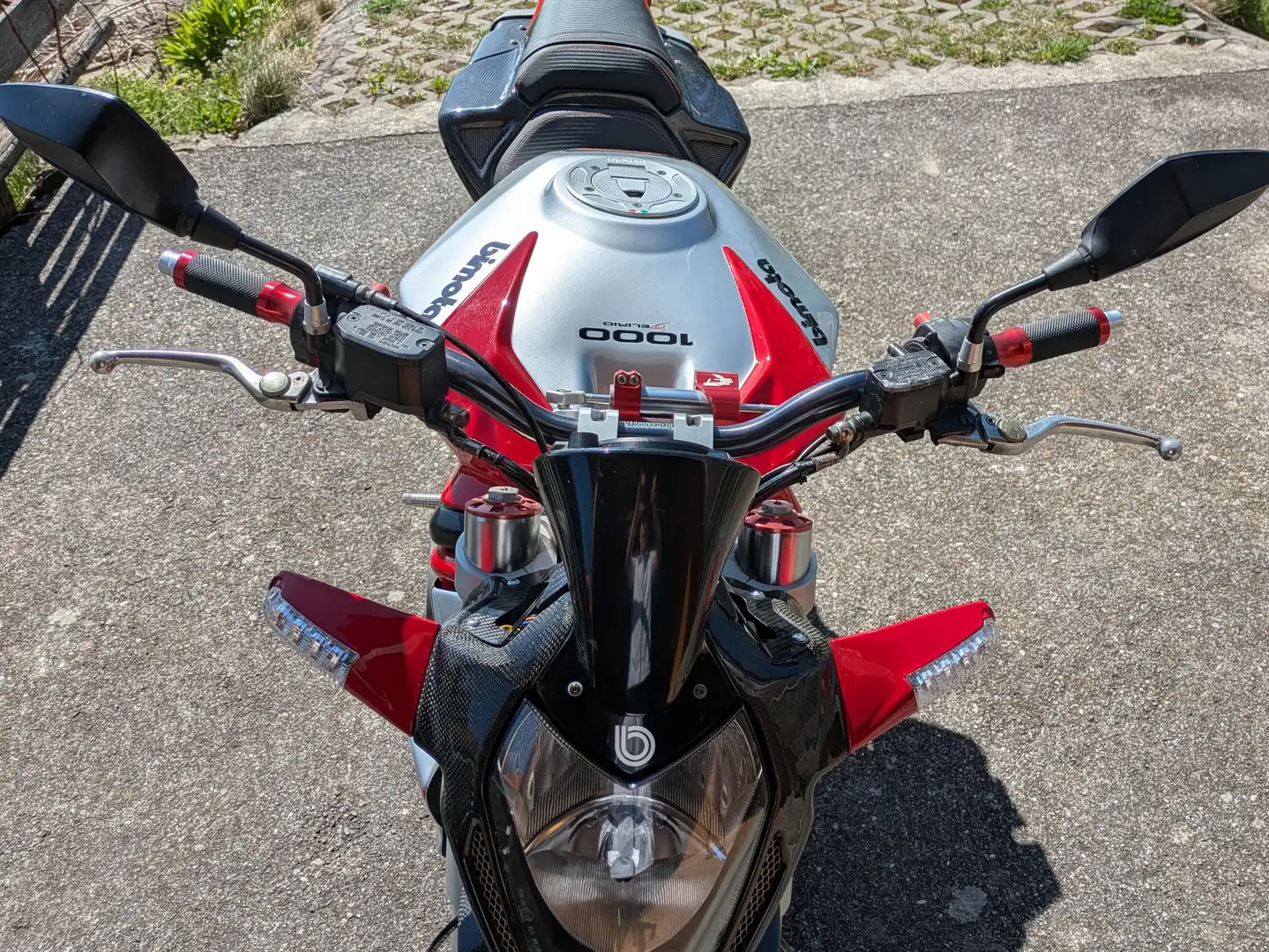 Bimota DB 6 (R) Červená - 1