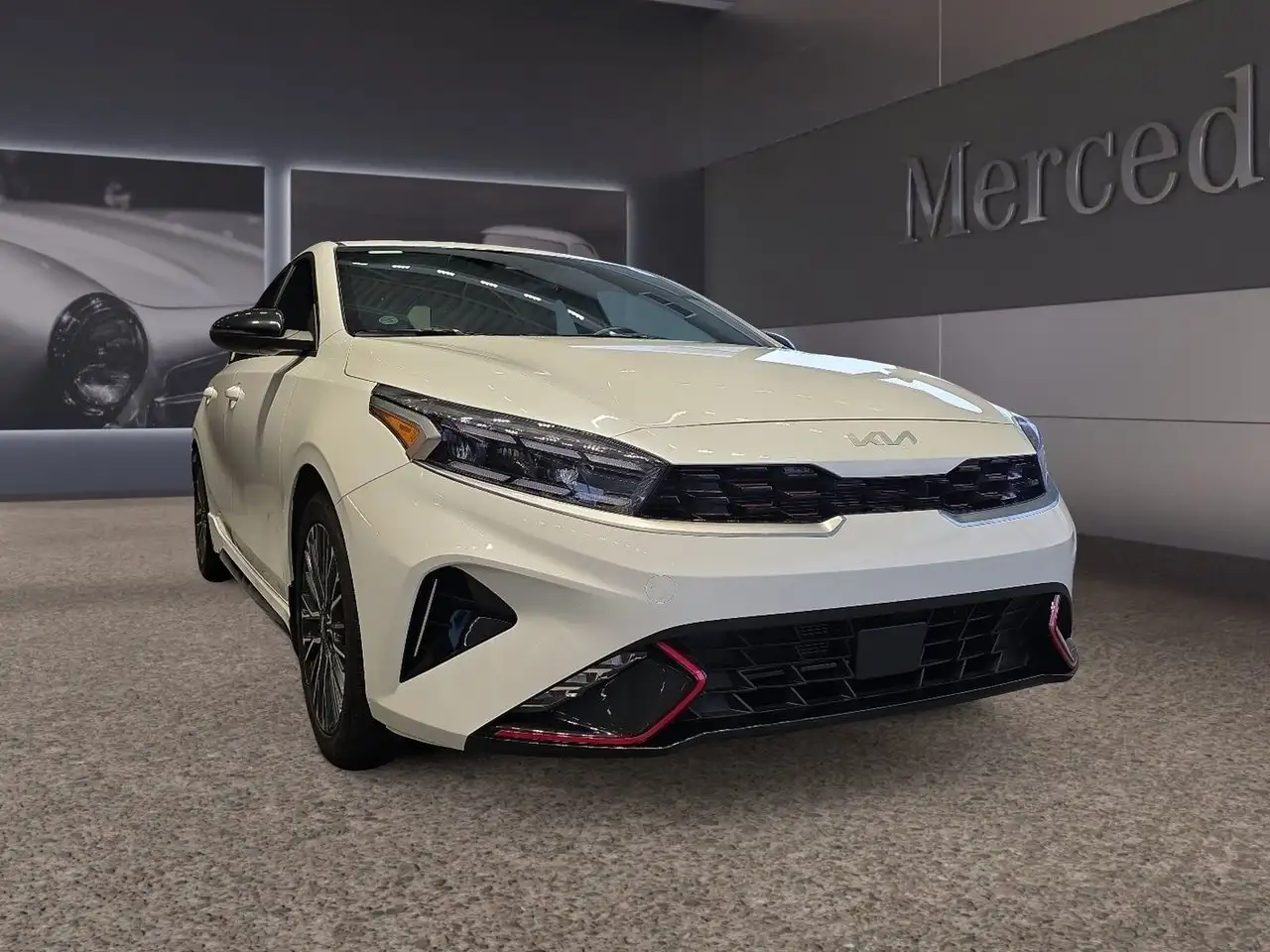 Kia Forte снимка Kia Forte