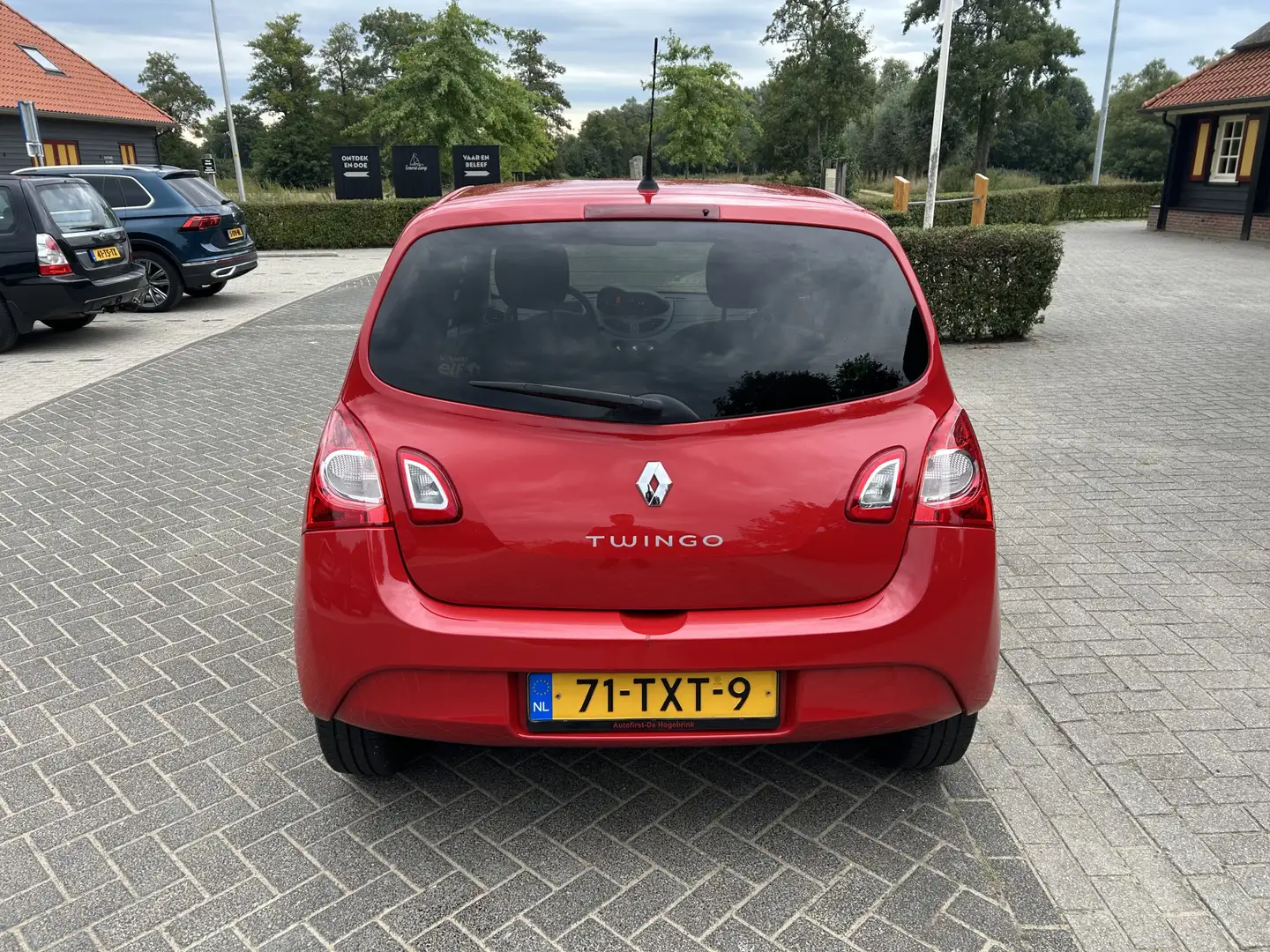 Renault Twingo 1.2 16V Collection Airco Cv Nap Rouge - 2